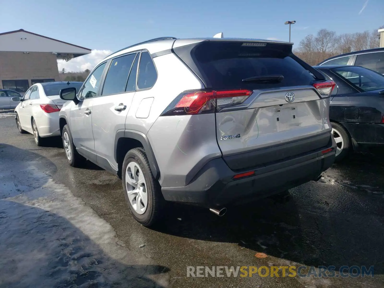 3 Photograph of a damaged car JTMF1RFV0KD501156 TOYOTA RAV4 2019