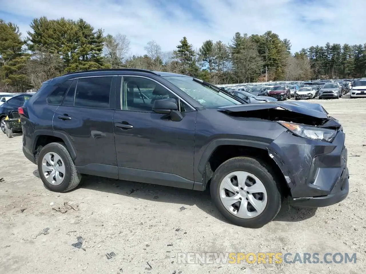 4 Photograph of a damaged car JTMF1RFV0KD523738 TOYOTA RAV4 2019