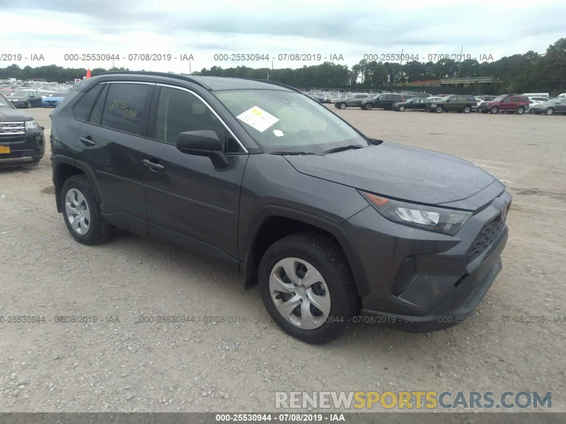 1 Photograph of a damaged car JTMF1RFV2KJ005812 TOYOTA RAV4 2019