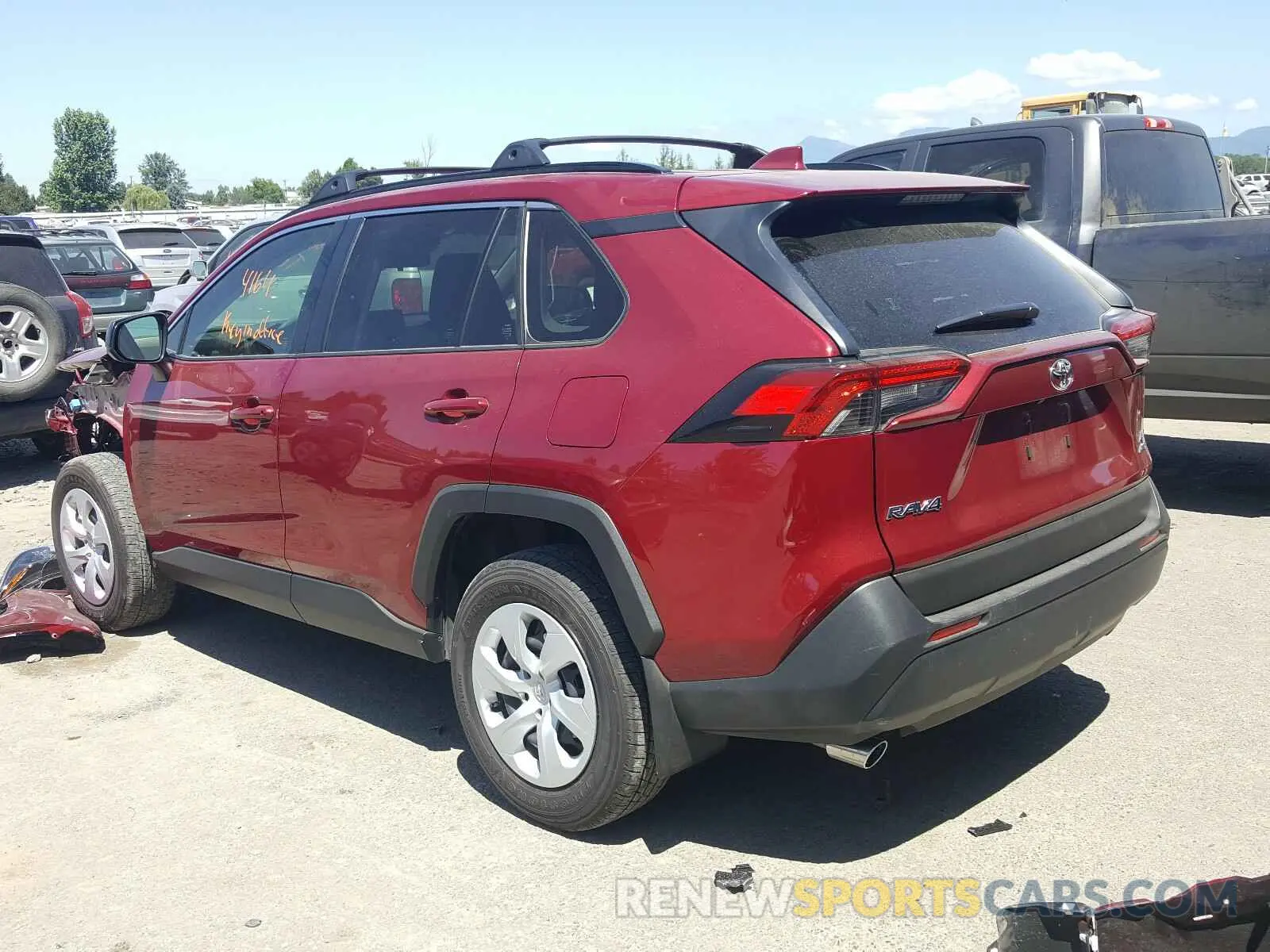 3 Photograph of a damaged car JTMF1RFV2KJ018897 TOYOTA RAV4 2019