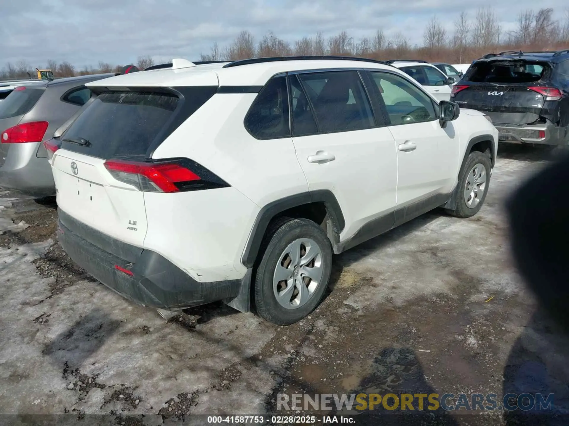 4 Фотография поврежденного автомобиля JTMF1RFV3KD035917 TOYOTA RAV4 2019