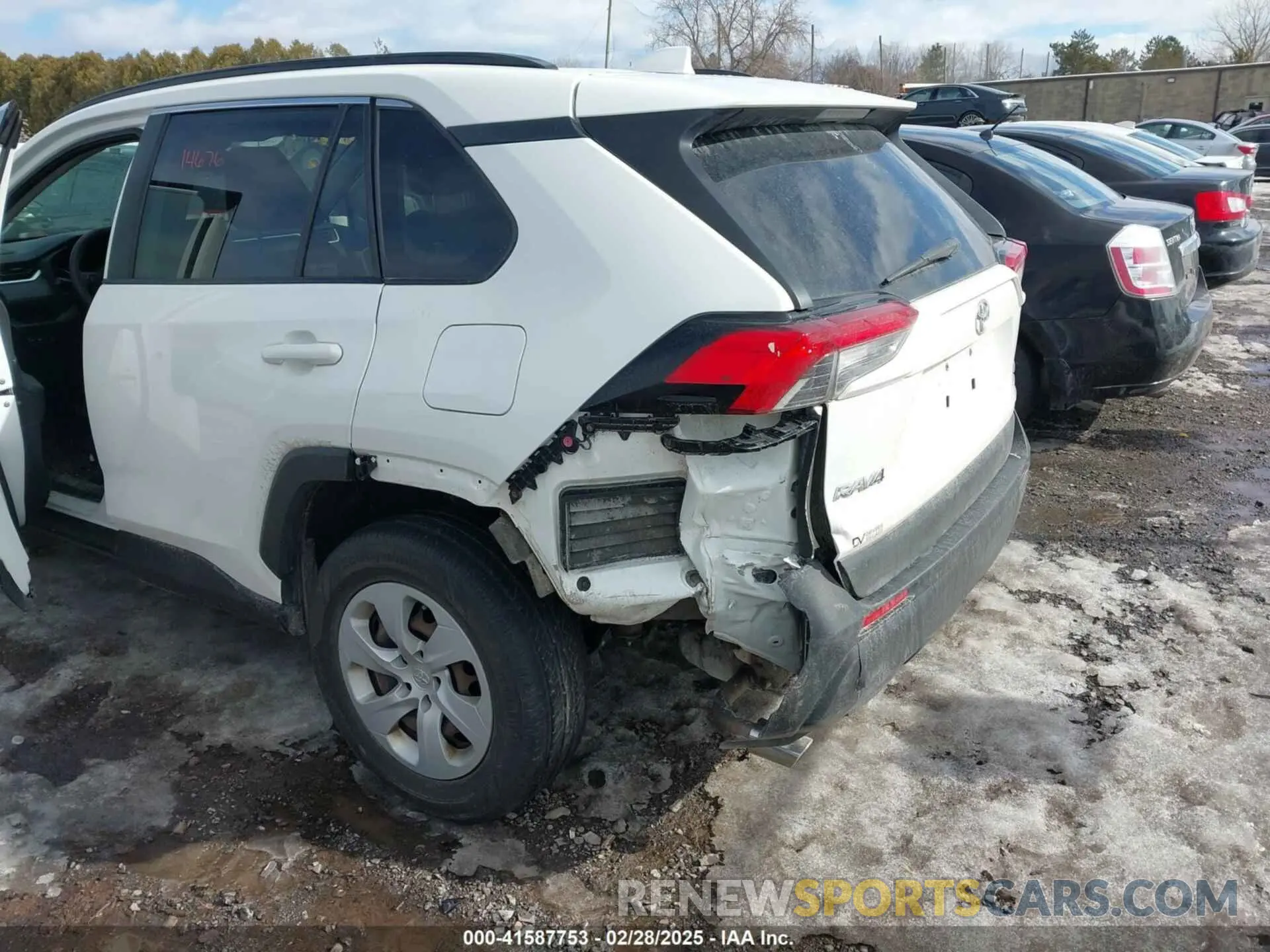 6 Фотография поврежденного автомобиля JTMF1RFV3KD035917 TOYOTA RAV4 2019