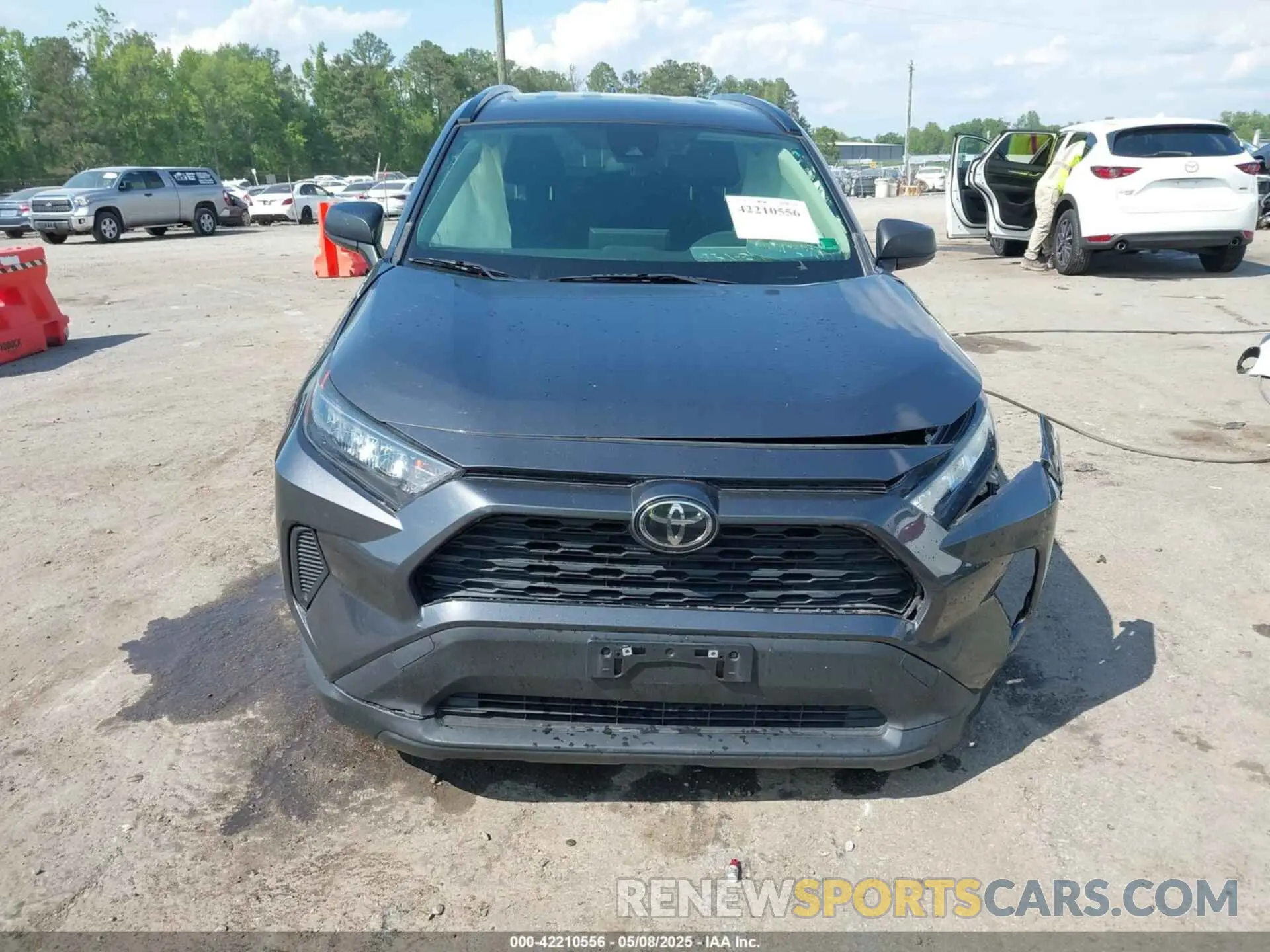 12 Фотография поврежденного автомобиля JTMF1RFV3KJ002983 TOYOTA RAV4 2019