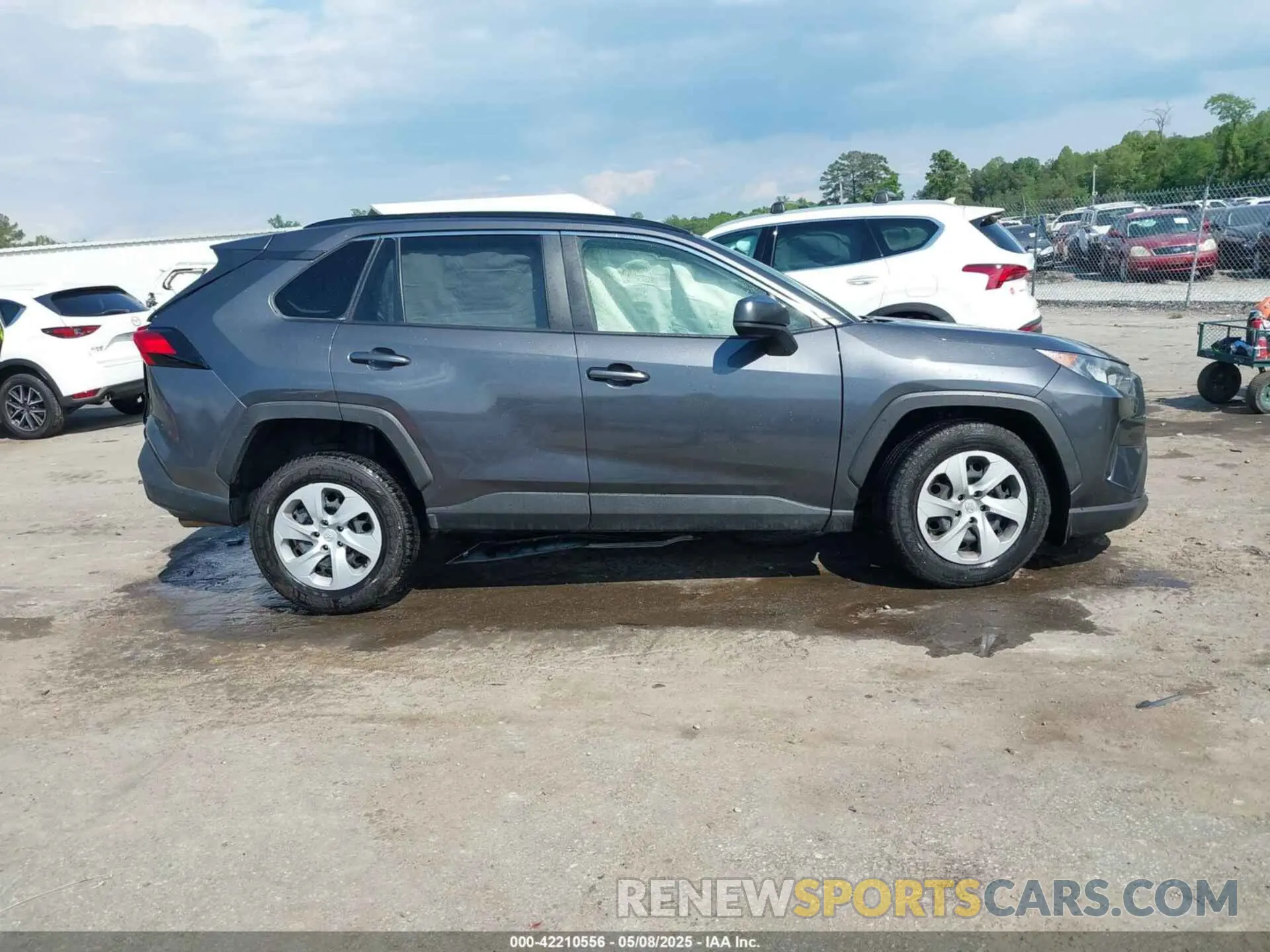 13 Фотография поврежденного автомобиля JTMF1RFV3KJ002983 TOYOTA RAV4 2019