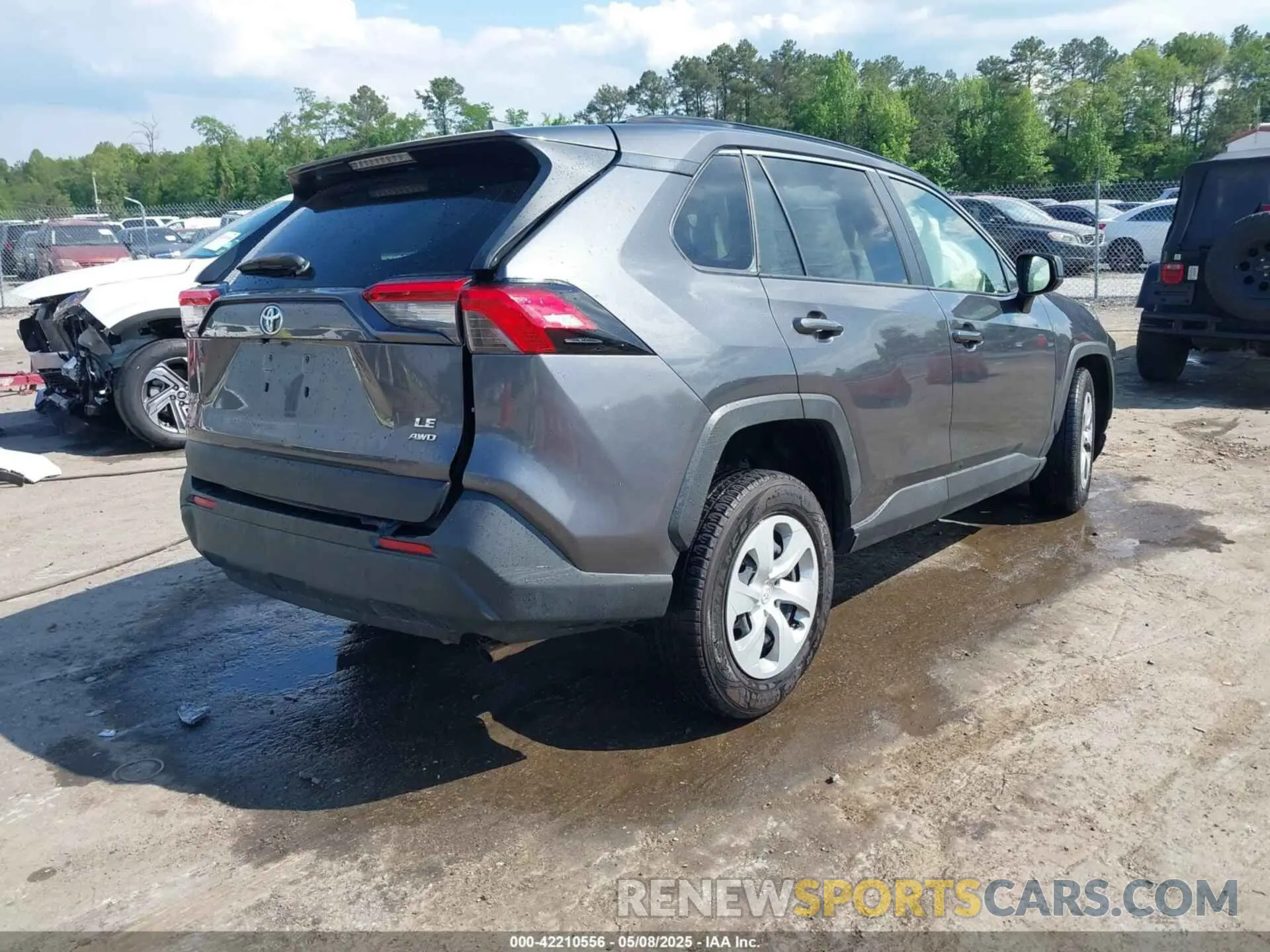 4 Фотография поврежденного автомобиля JTMF1RFV3KJ002983 TOYOTA RAV4 2019