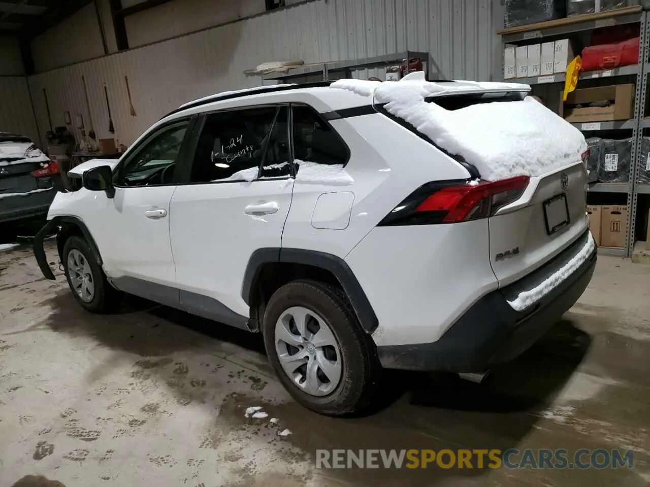 2 Photograph of a damaged car JTMF1RFV8KJ005183 TOYOTA RAV4 2019