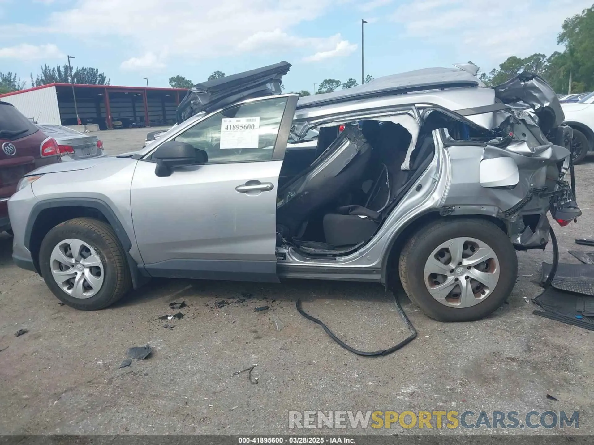 13 Фотография поврежденного автомобиля JTMF1RFV9KD012402 TOYOTA RAV4 2019