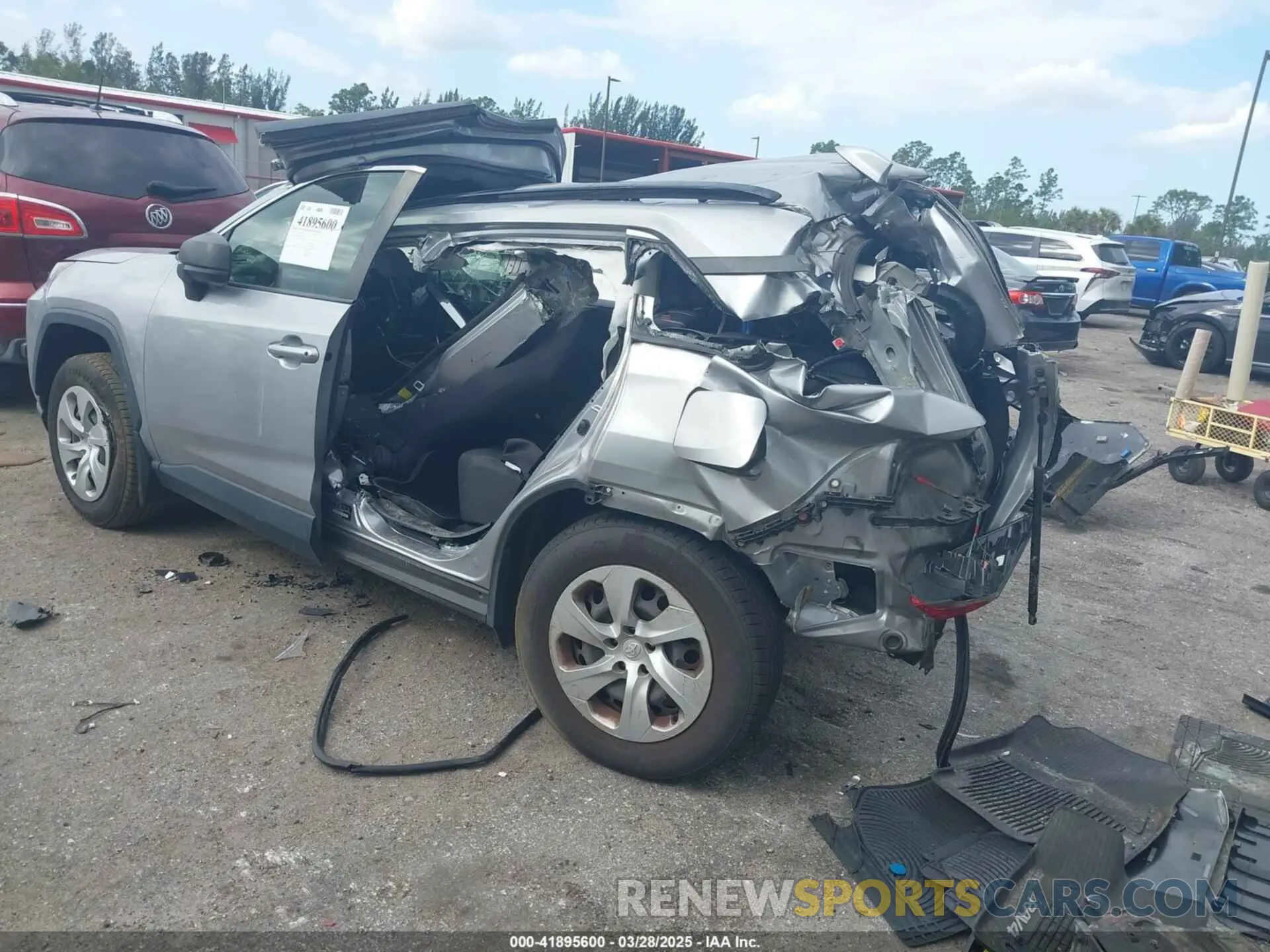 3 Фотография поврежденного автомобиля JTMF1RFV9KD012402 TOYOTA RAV4 2019