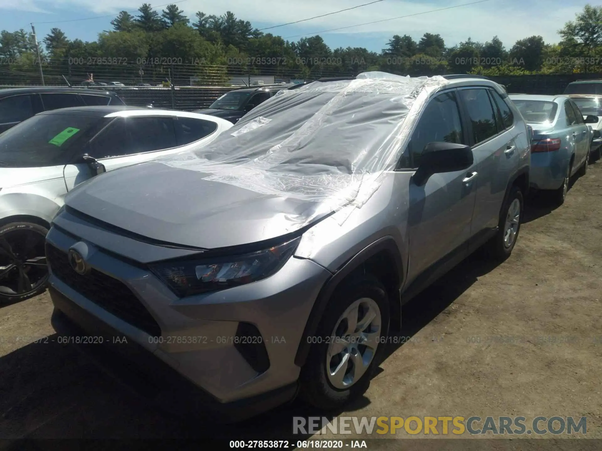 2 Photograph of a damaged car JTMF1RFV9KD030334 TOYOTA RAV4 2019