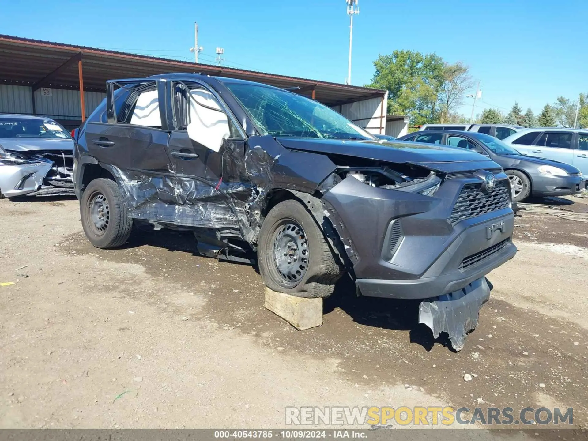 1 Photograph of a damaged car JTMF1RFV9KJ025538 TOYOTA RAV4 2019