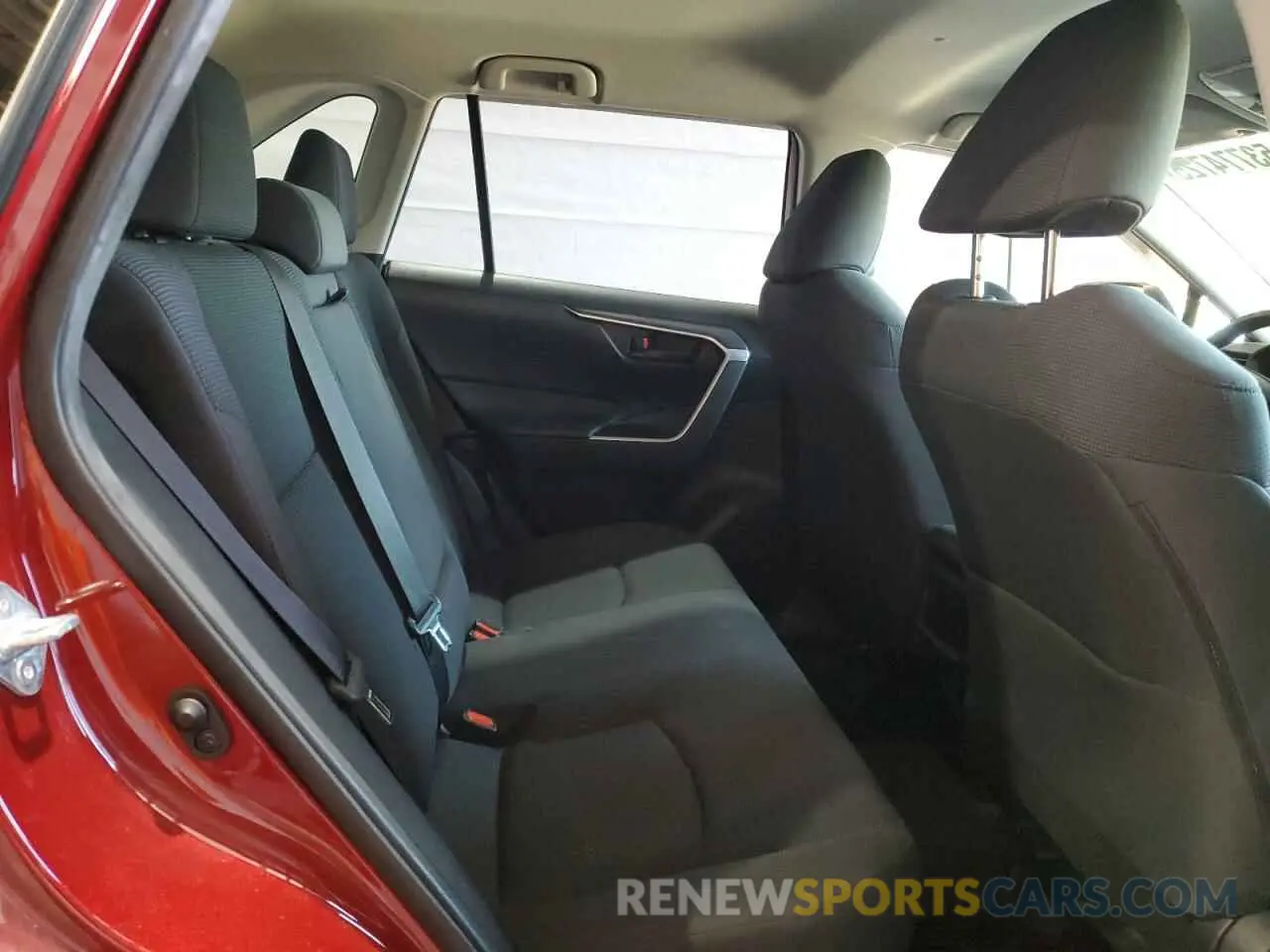 11 Фотография поврежденного автомобиля JTMF1RFVXKD004132 TOYOTA RAV4 2019