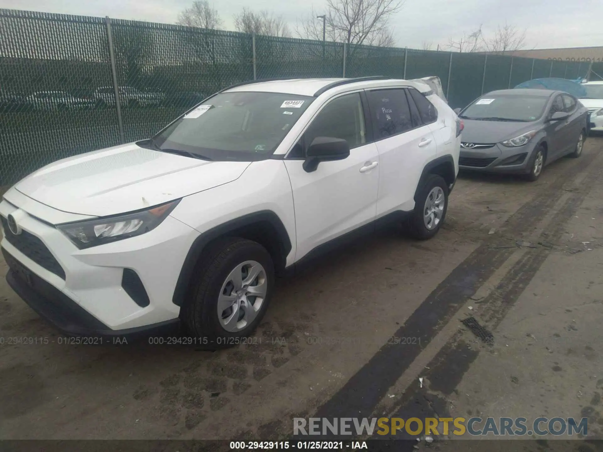 2 Фотография поврежденного автомобиля JTMF1RFVXKJ004990 TOYOTA RAV4 2019