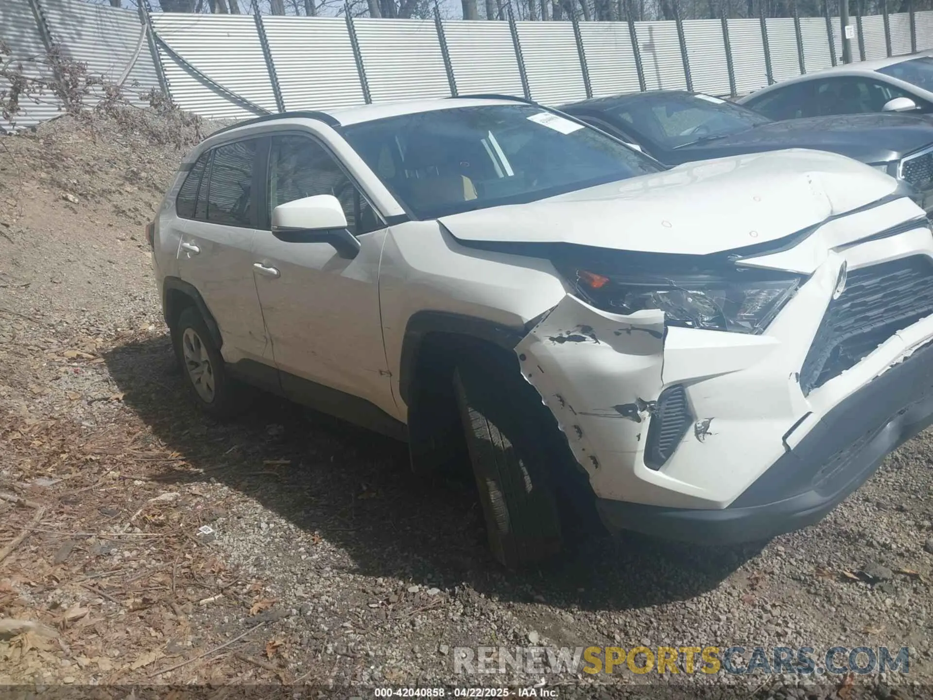 1 Фотография поврежденного автомобиля JTMG1RFV0KD043865 TOYOTA RAV4 2019
