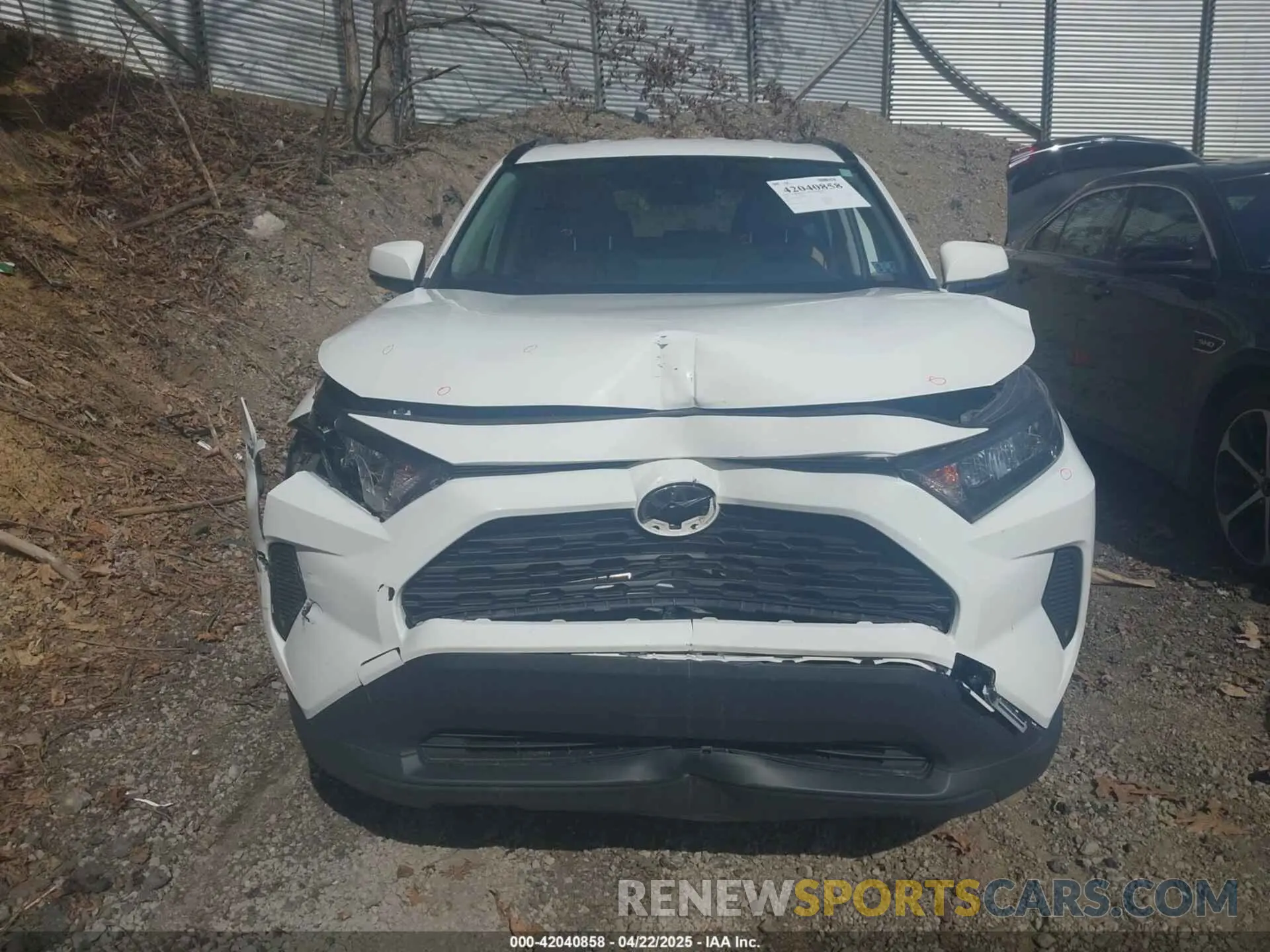 13 Фотография поврежденного автомобиля JTMG1RFV0KD043865 TOYOTA RAV4 2019