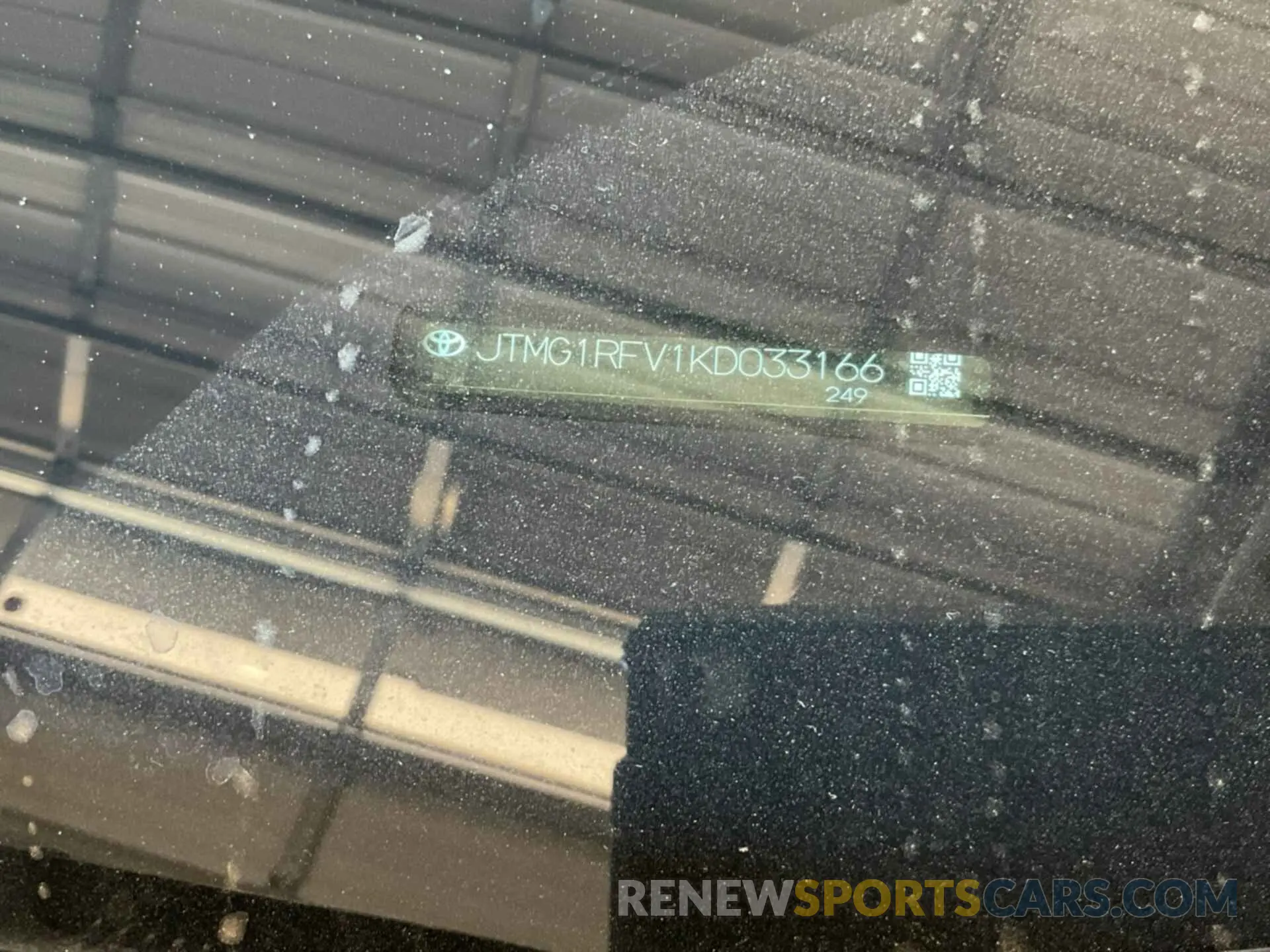 22 Photograph of a damaged car JTMG1RFV1KD033166 TOYOTA RAV4 2019