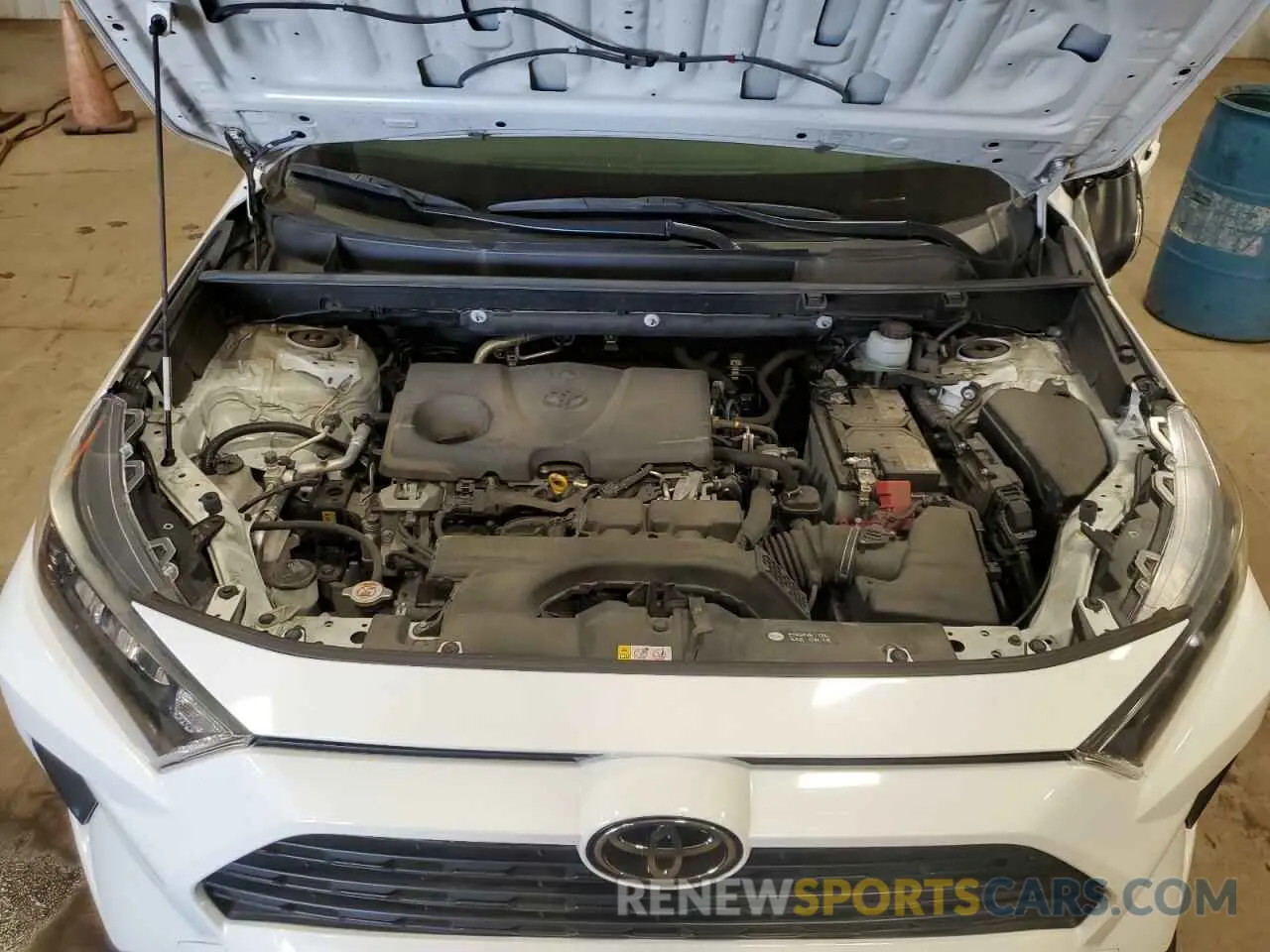 11 Photograph of a damaged car JTMG1RFV1KJ010987 TOYOTA RAV4 2019
