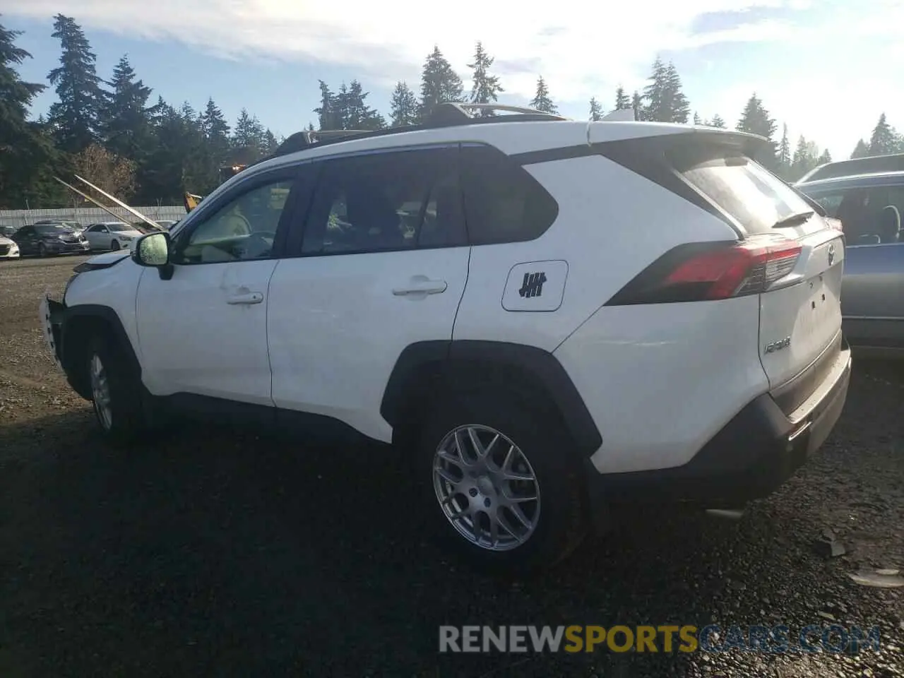 2 Photograph of a damaged car JTMG1RFV2KD019213 TOYOTA RAV4 2019