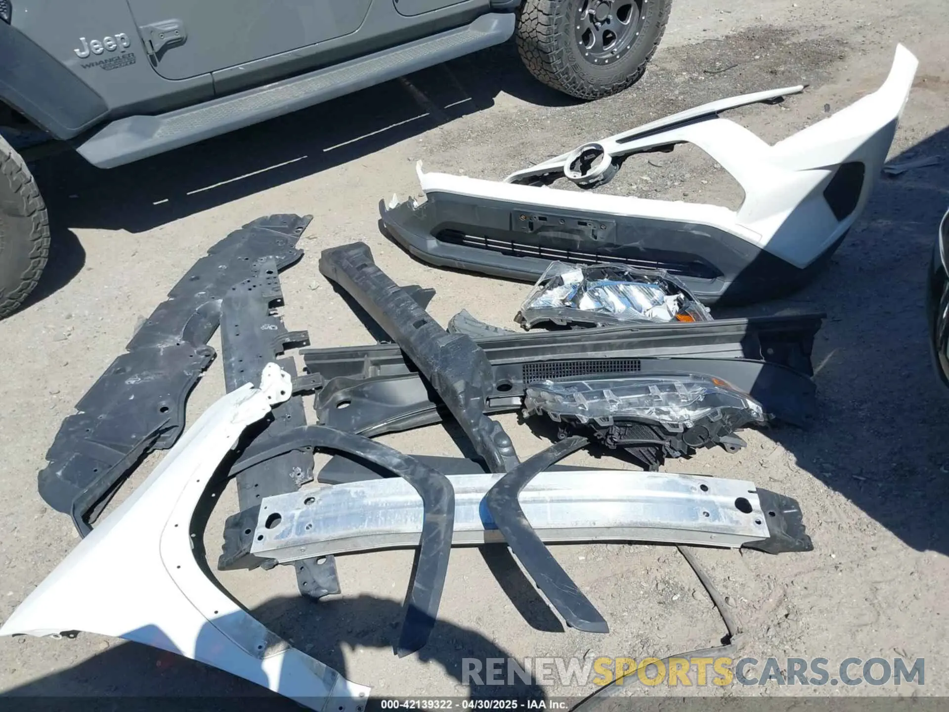 12 Фотография поврежденного автомобиля JTMG1RFV3KD007040 TOYOTA RAV4 2019