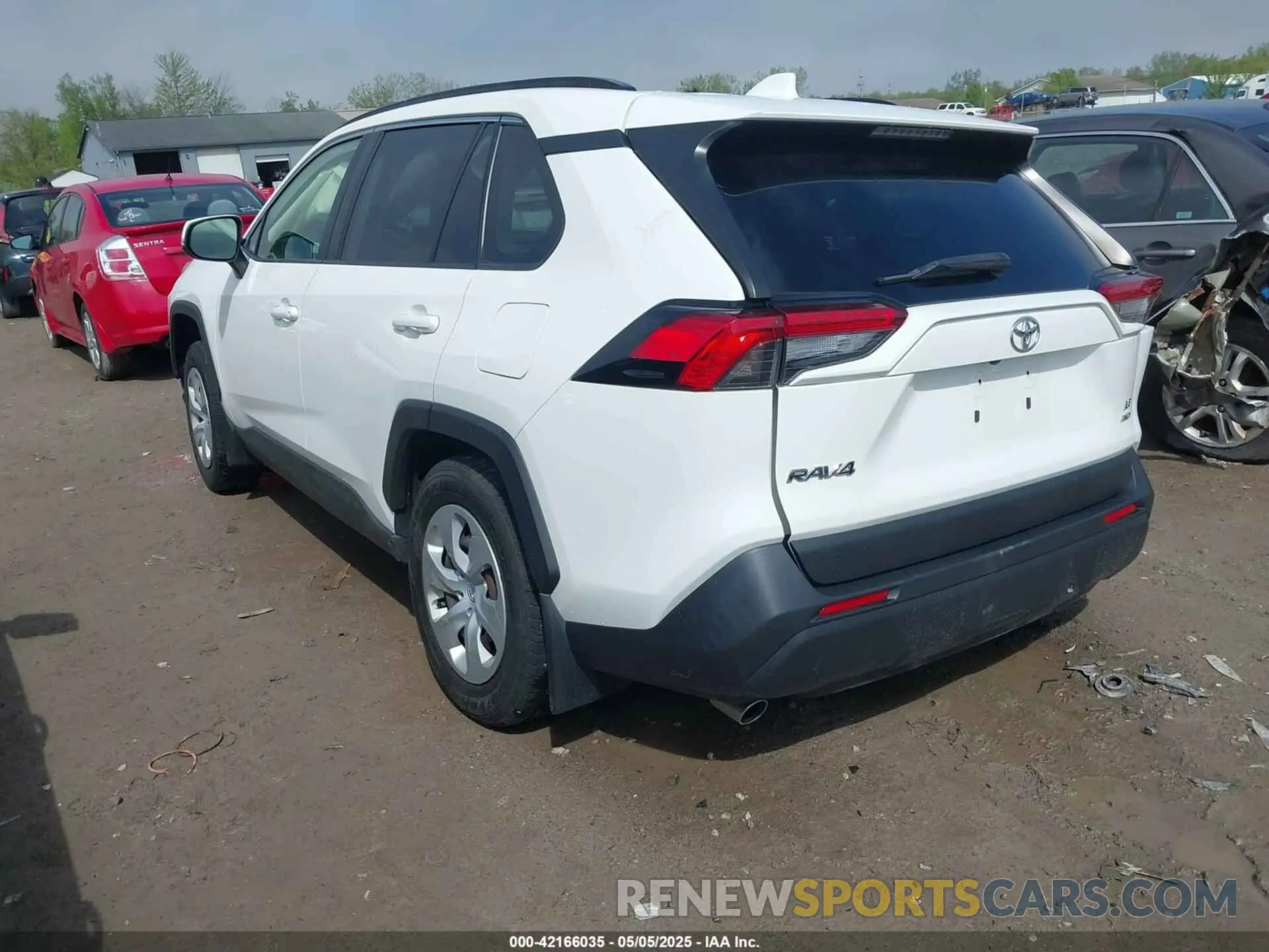 3 Фотография поврежденного автомобиля JTMG1RFV4KD022825 TOYOTA RAV4 2019