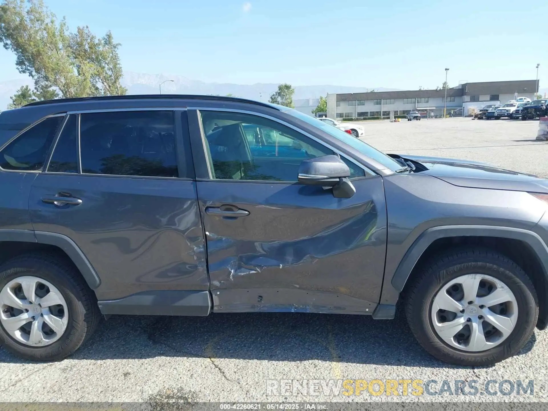 6 Фотография поврежденного автомобиля JTMG1RFV5KJ010605 TOYOTA RAV4 2019
