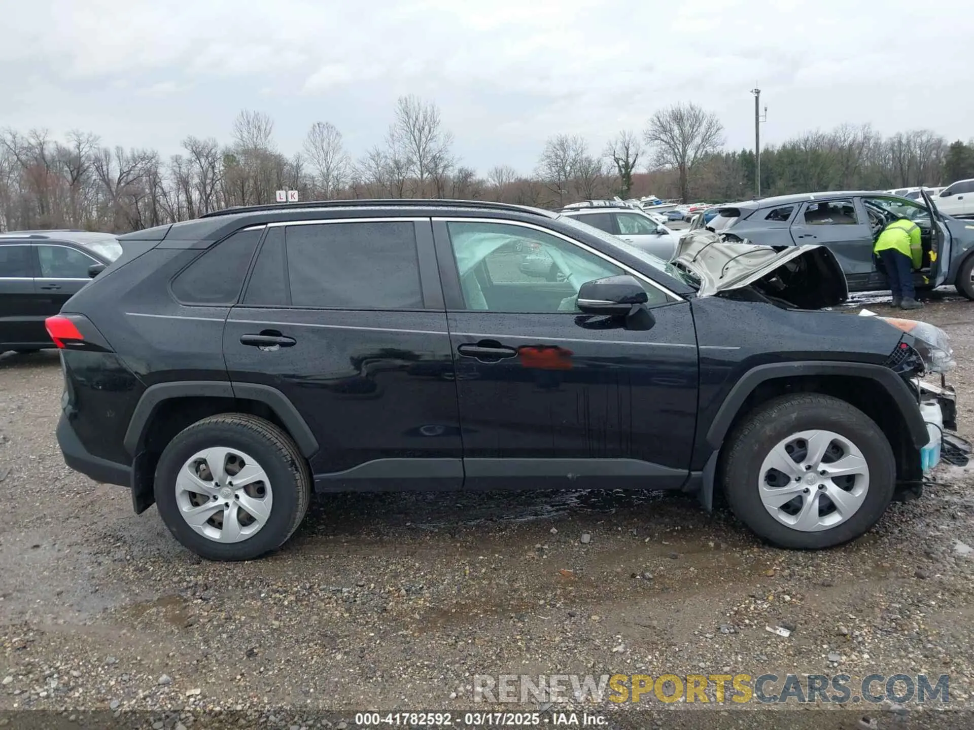 13 Photograph of a damaged car JTMG1RFV7KJ002148 TOYOTA RAV4 2019
