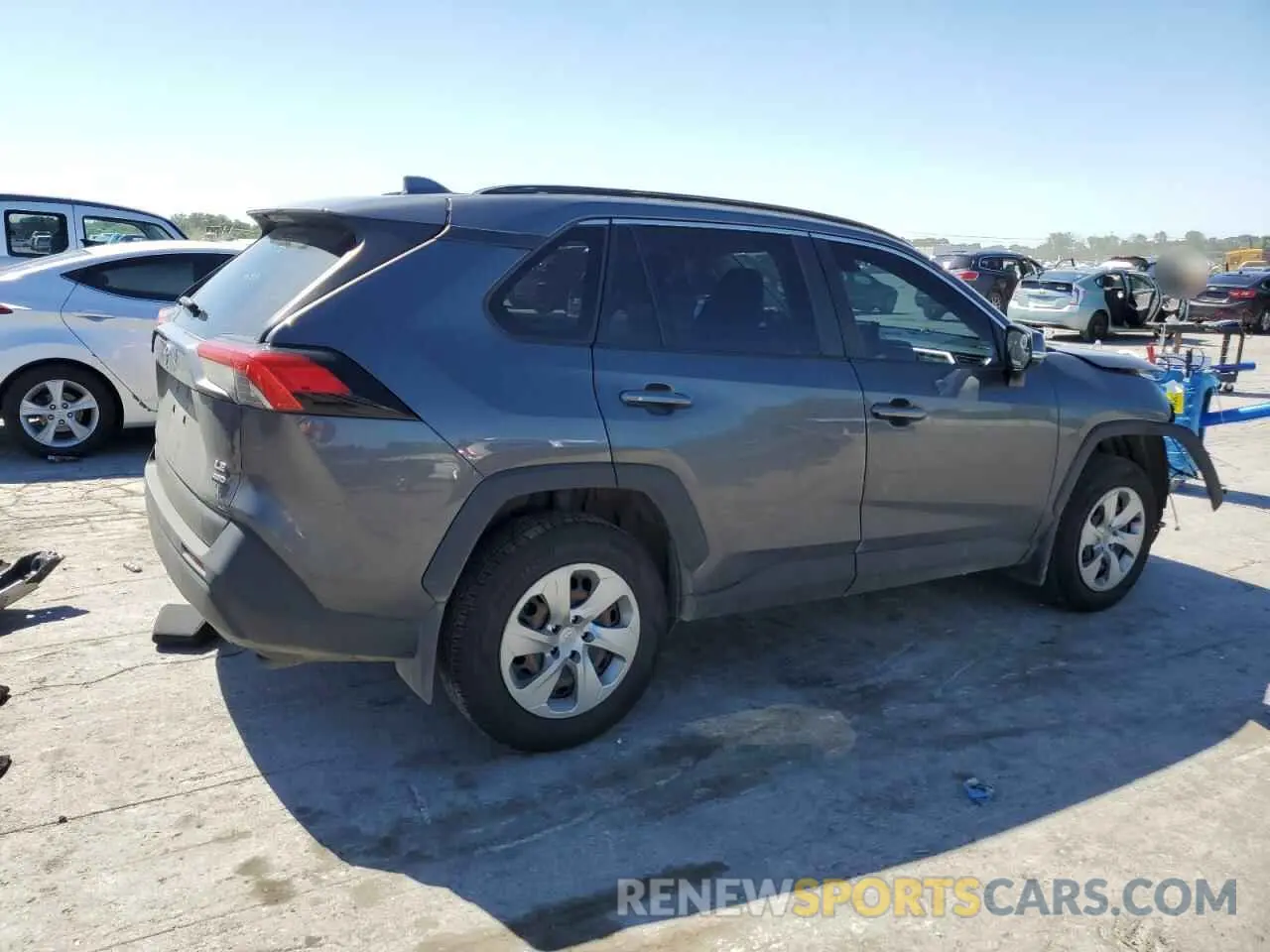 3 Фотография поврежденного автомобиля JTMG1RFV7KJ008225 TOYOTA RAV4 2019