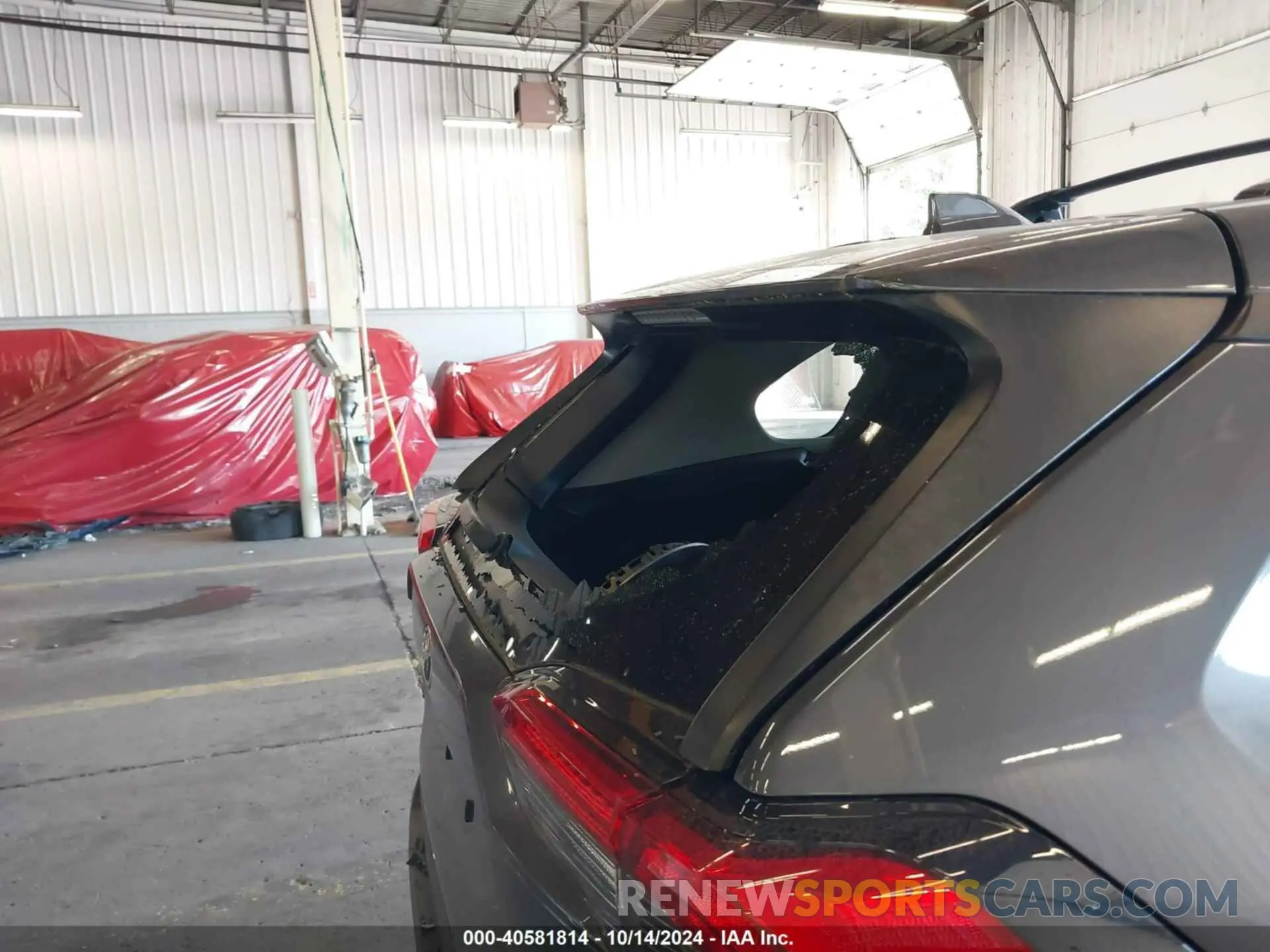 6 Photograph of a damaged car JTMG1RFV7KJ019032 TOYOTA RAV4 2019
