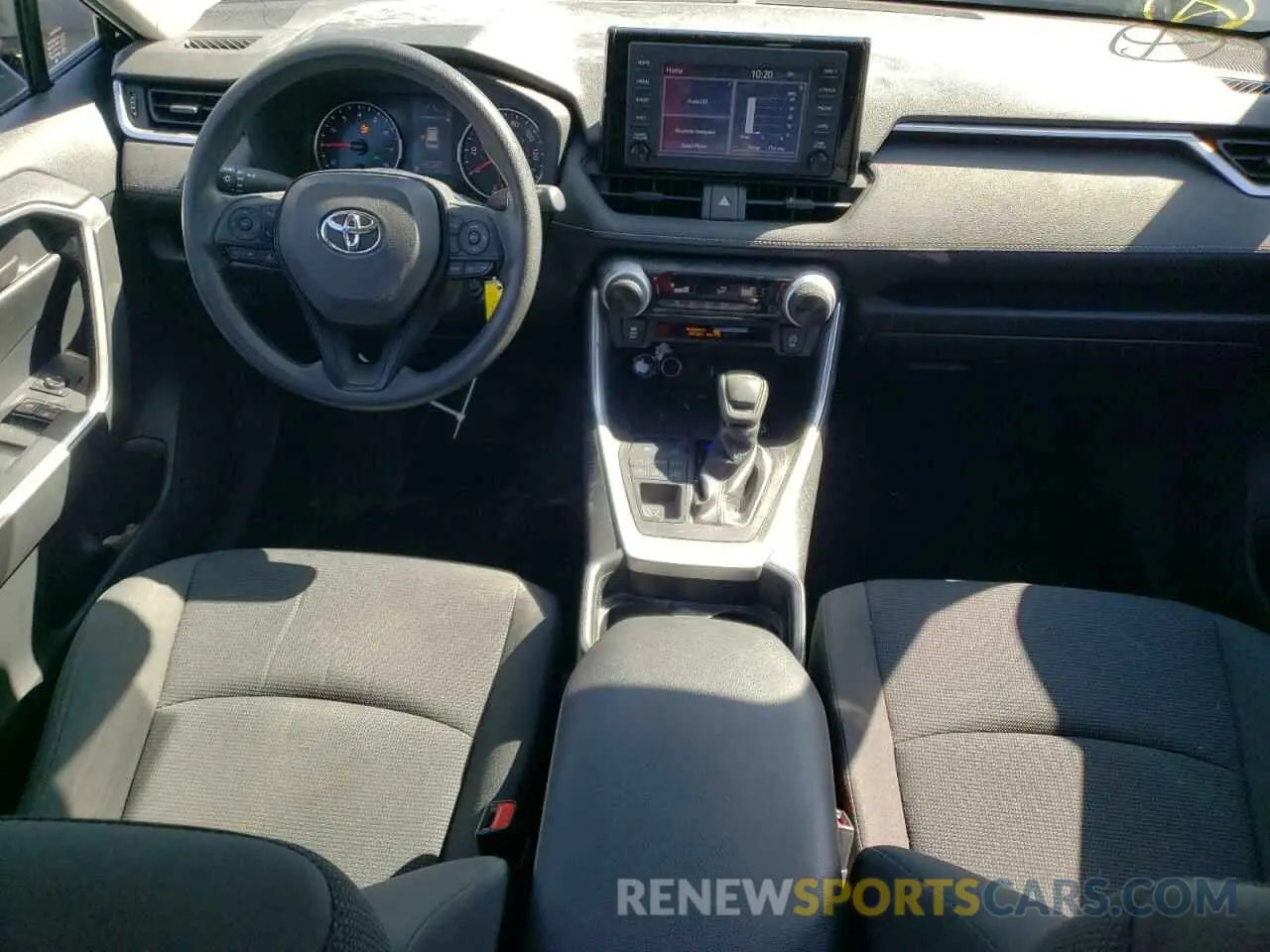 8 Фотография поврежденного автомобиля JTMG1RFV7KJ019385 TOYOTA RAV4 2019