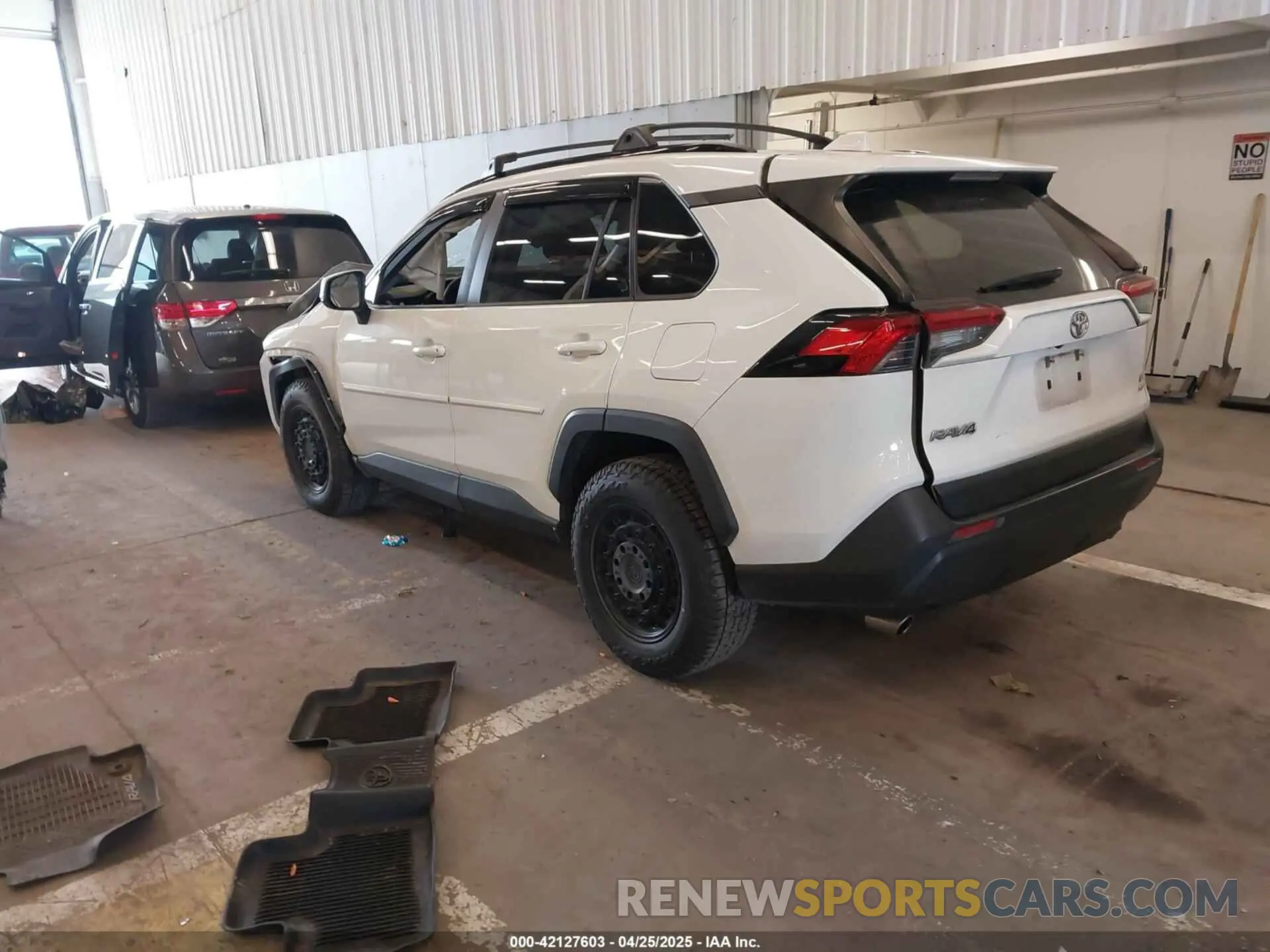 3 Photograph of a damaged car JTMG1RFV8KD503144 TOYOTA RAV4 2019