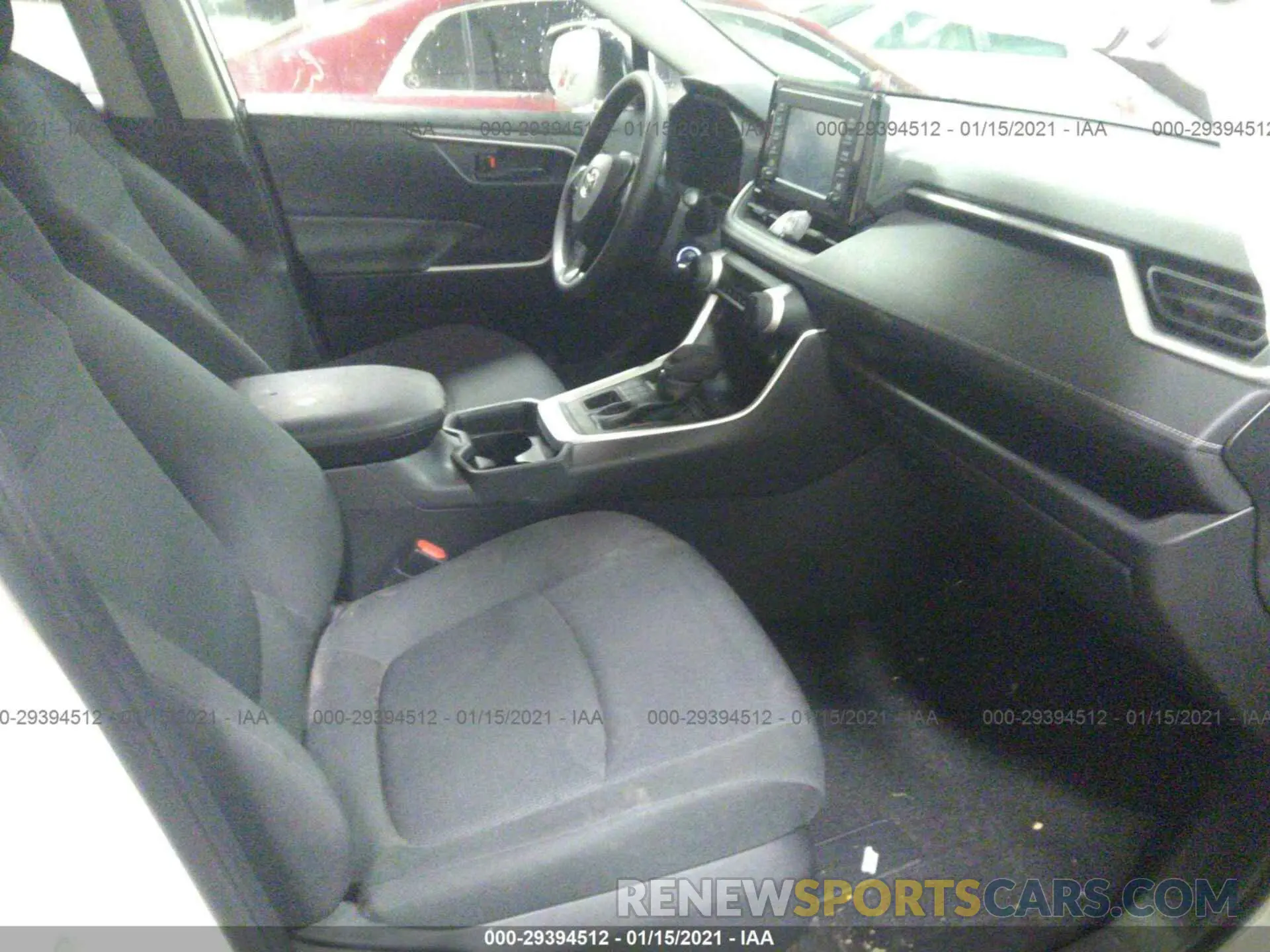 5 Photograph of a damaged car JTMG1RFV9KD019676 TOYOTA RAV4 2019