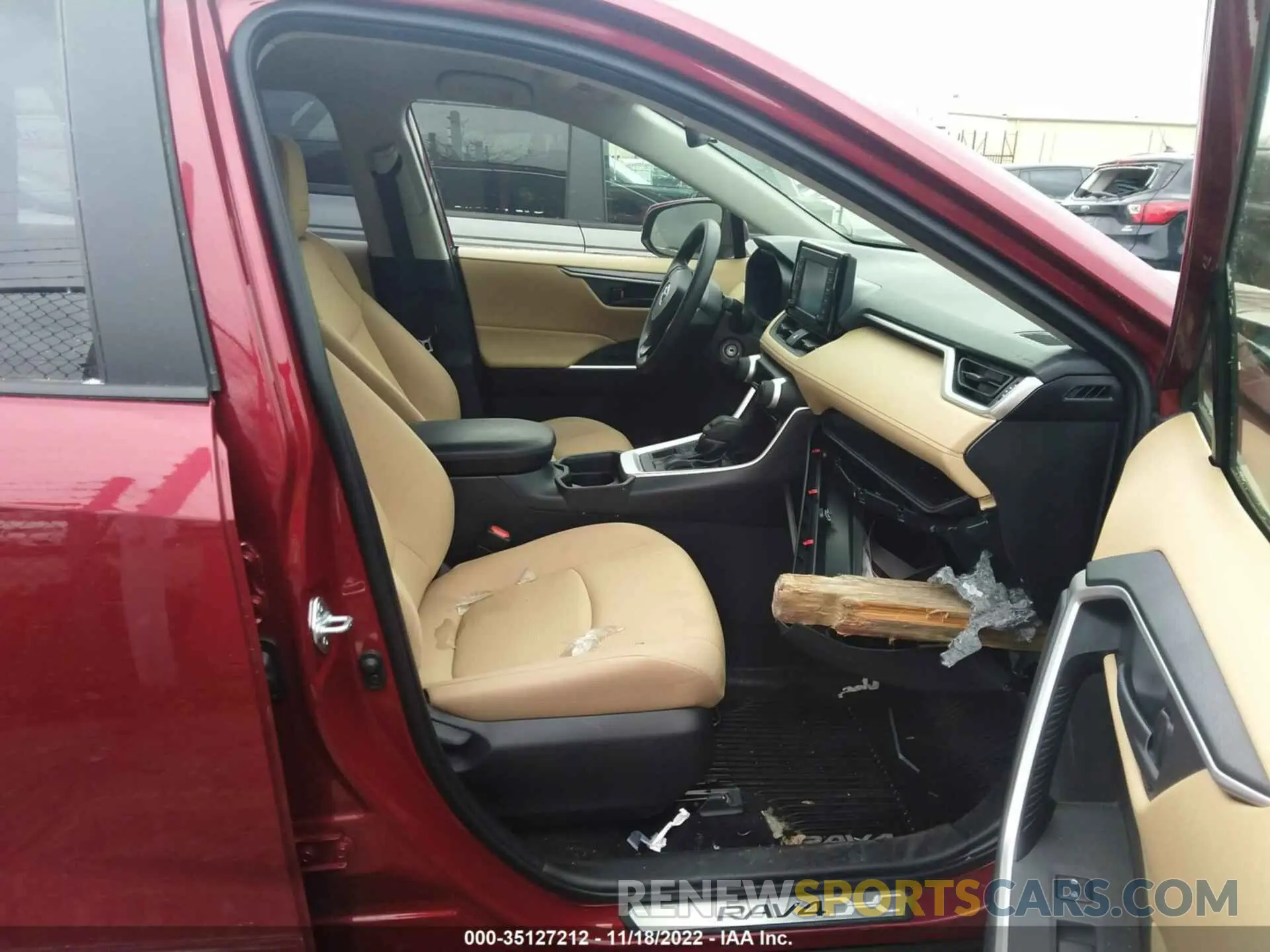 5 Фотография поврежденного автомобиля JTMG1RFVXKJ020255 TOYOTA RAV4 2019