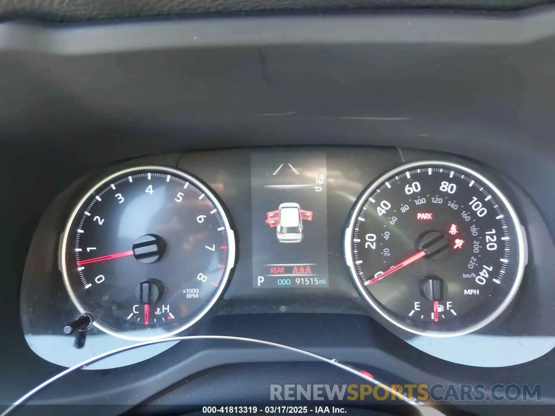 15 Photograph of a damaged car JTMH1RFV0KD006612 TOYOTA RAV4 2019