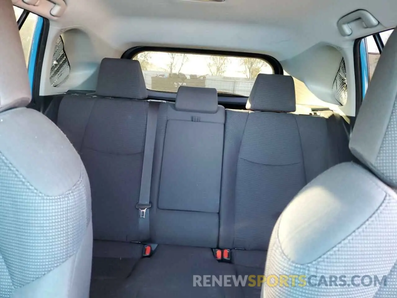 10 Фотография поврежденного автомобиля JTMH1RFV0KD014547 TOYOTA RAV4 2019