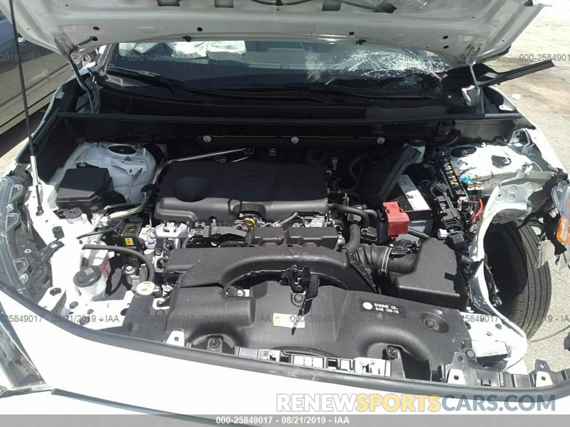 10 Photograph of a damaged car JTMH1RFV0KD505670 TOYOTA RAV4 2019