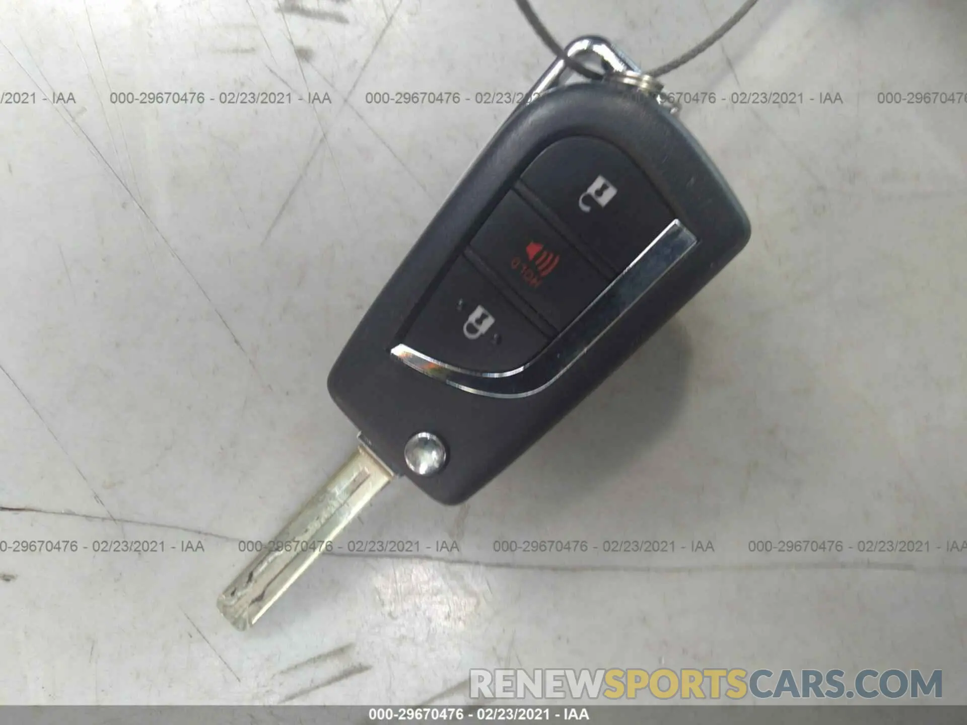 11 Photograph of a damaged car JTMH1RFV1KJ007513 TOYOTA RAV4 2019