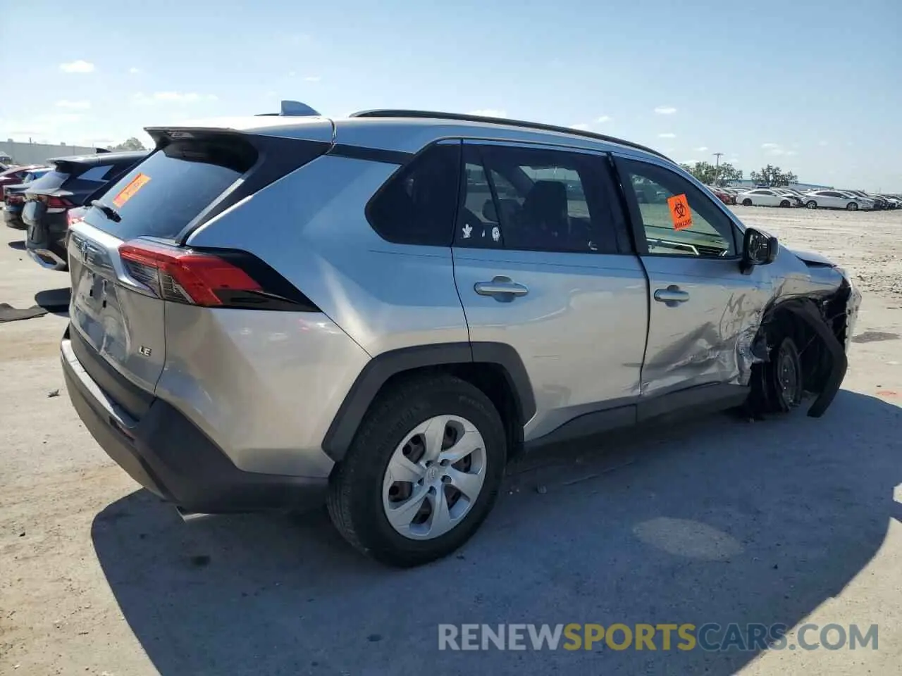 3 Photograph of a damaged car JTMH1RFV1KJ015272 TOYOTA RAV4 2019