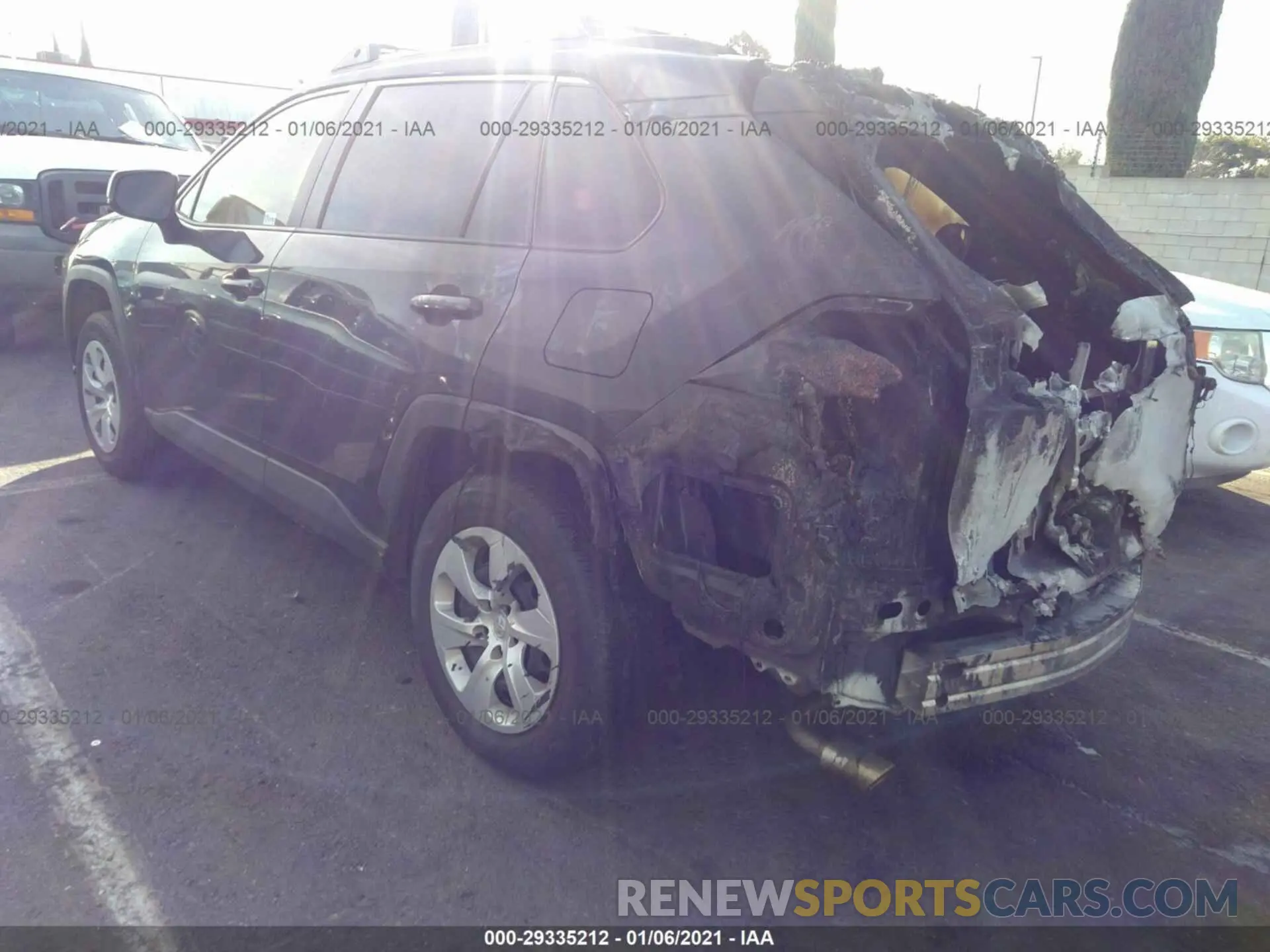 3 Photograph of a damaged car JTMH1RFV2KD009530 TOYOTA RAV4 2019