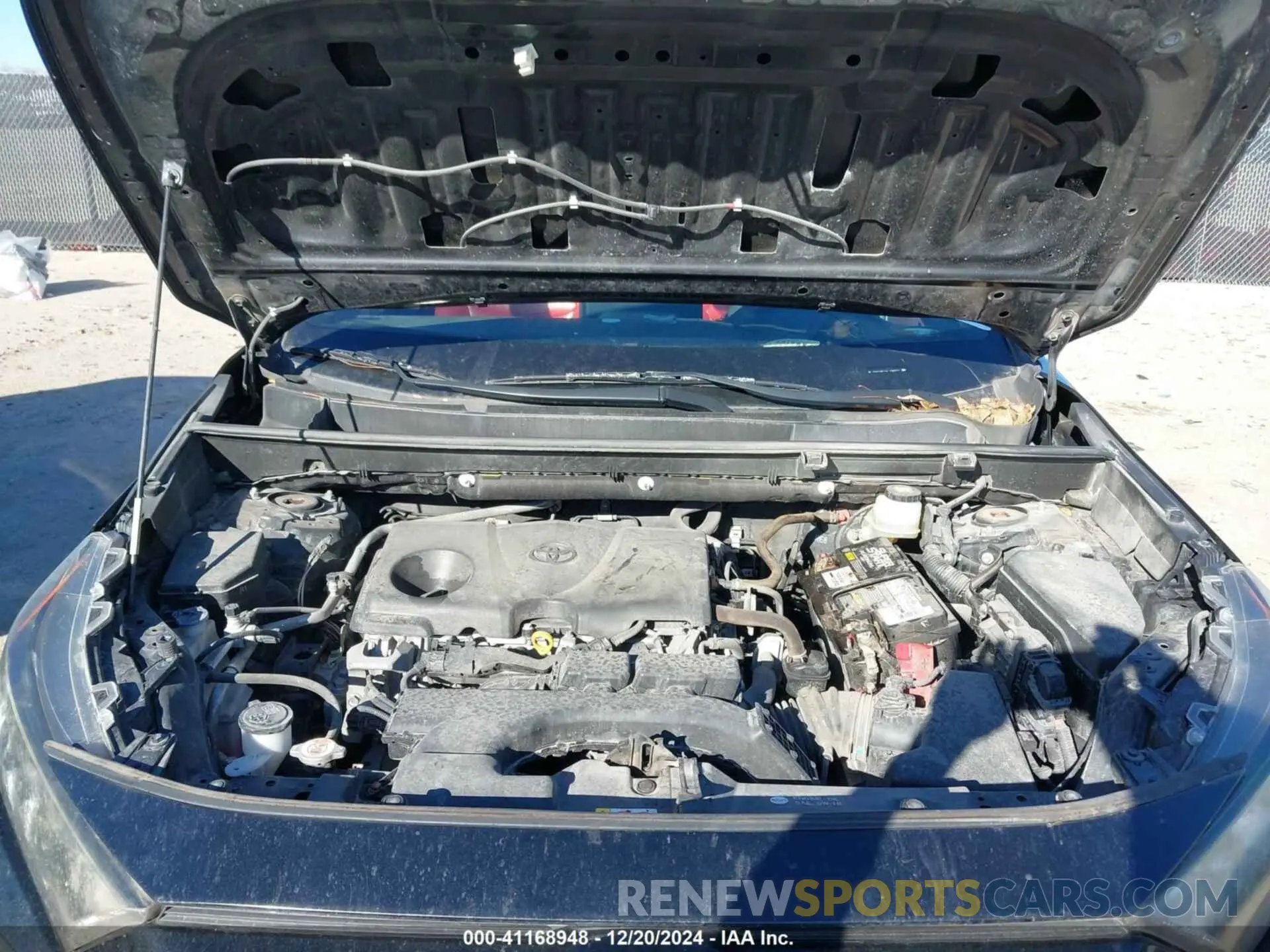 10 Photograph of a damaged car JTMH1RFV2KJ009531 TOYOTA RAV4 2019