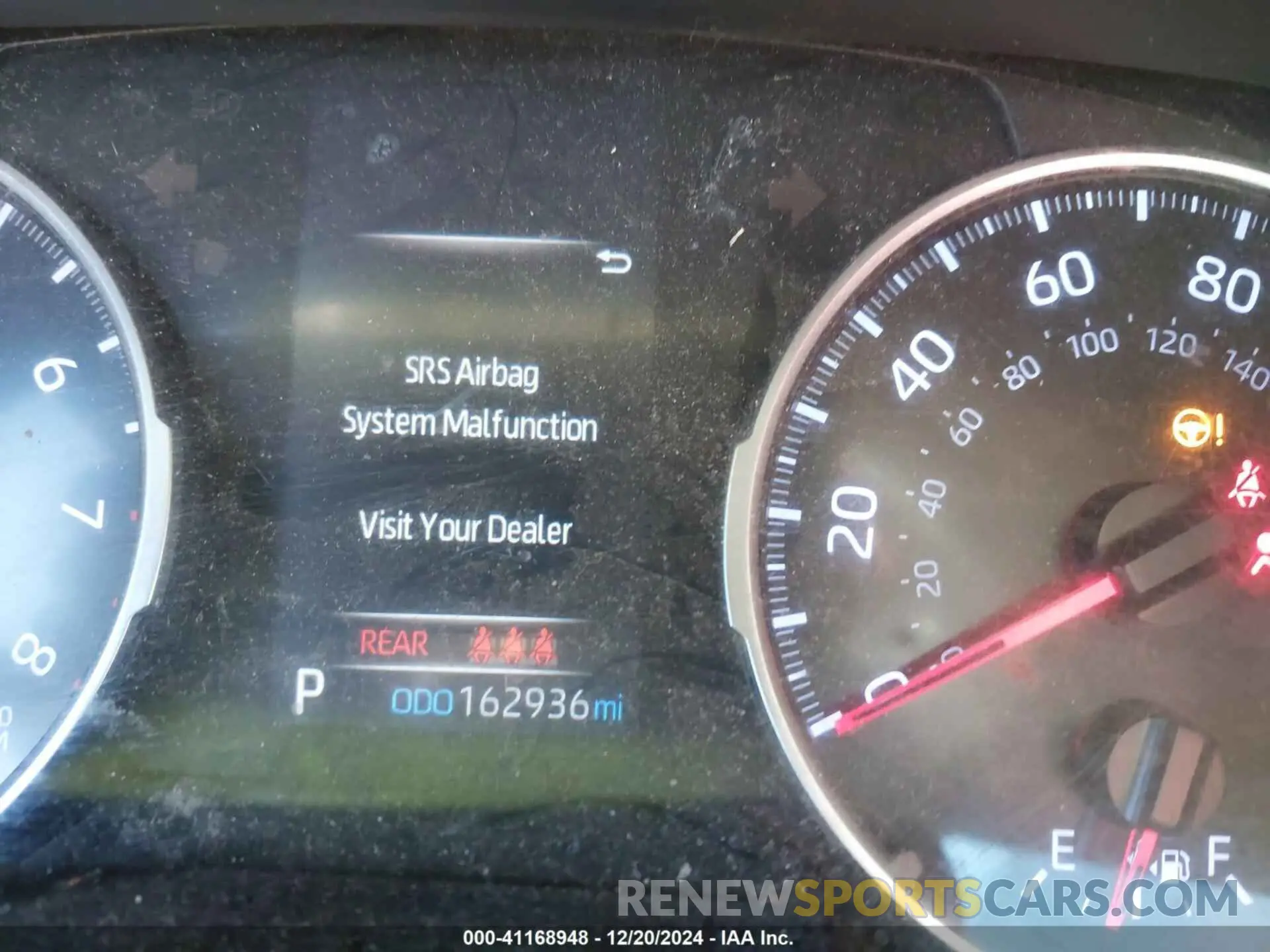 7 Photograph of a damaged car JTMH1RFV2KJ009531 TOYOTA RAV4 2019