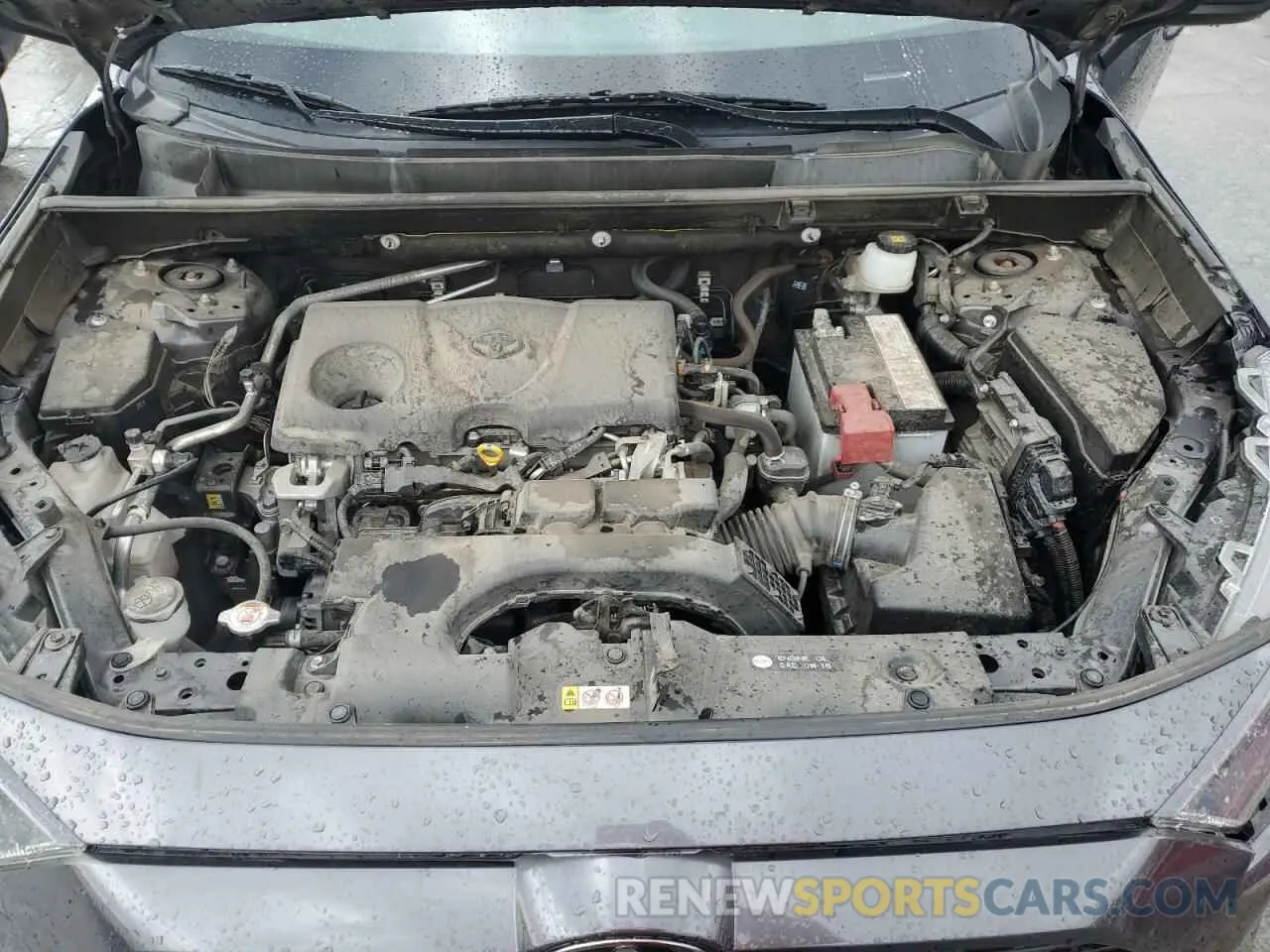 12 Photograph of a damaged car JTMH1RFV2KJ016558 TOYOTA RAV4 2019
