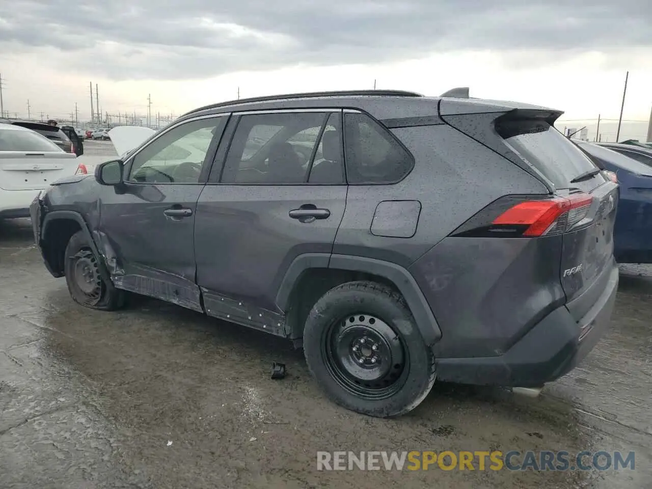 2 Photograph of a damaged car JTMH1RFV2KJ016558 TOYOTA RAV4 2019