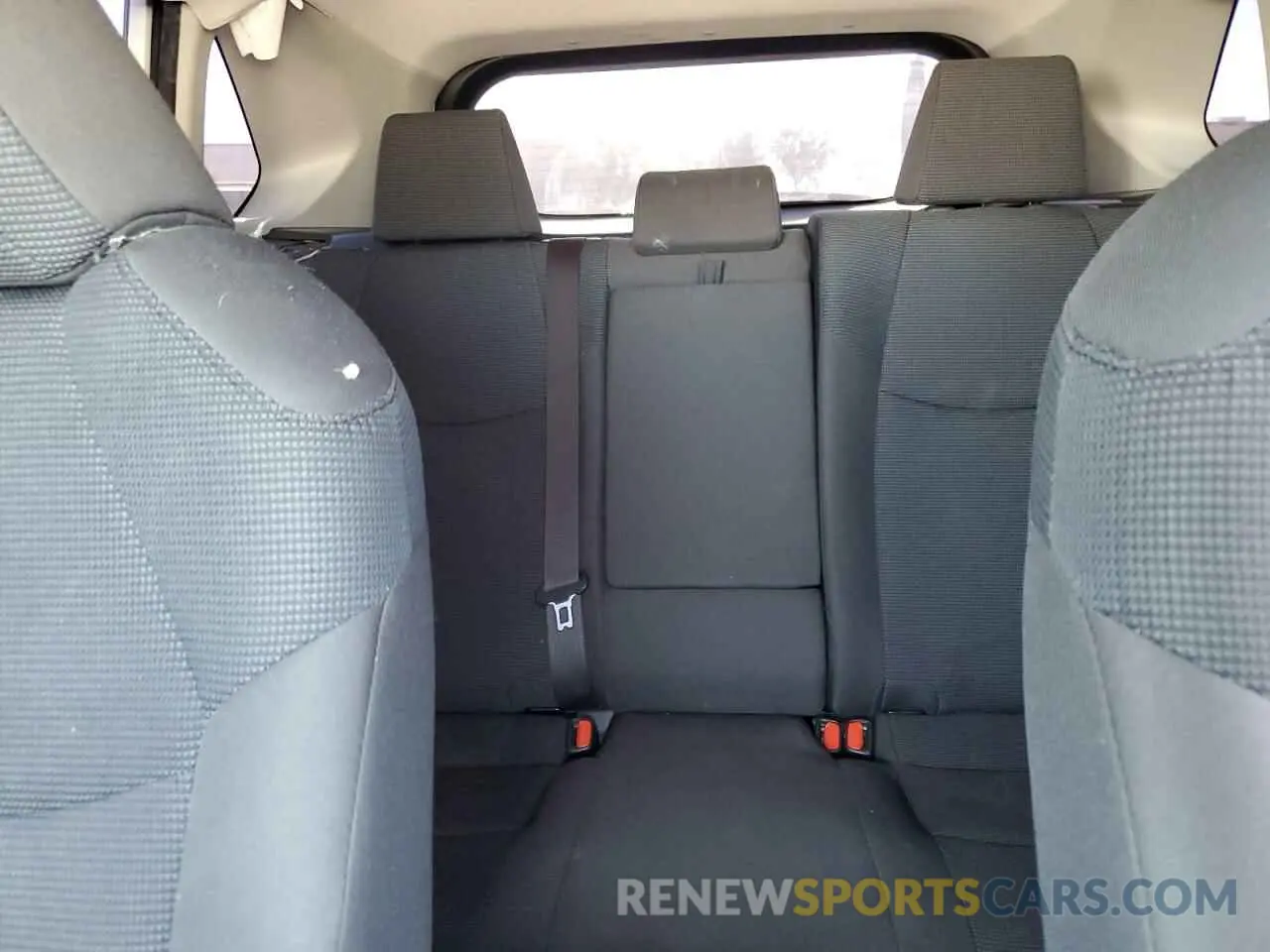 10 Photograph of a damaged car JTMH1RFV3KD007799 TOYOTA RAV4 2019