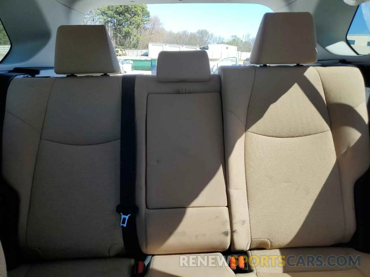 10 Фотография поврежденного автомобиля JTMH1RFV4KD031366 TOYOTA RAV4 2019