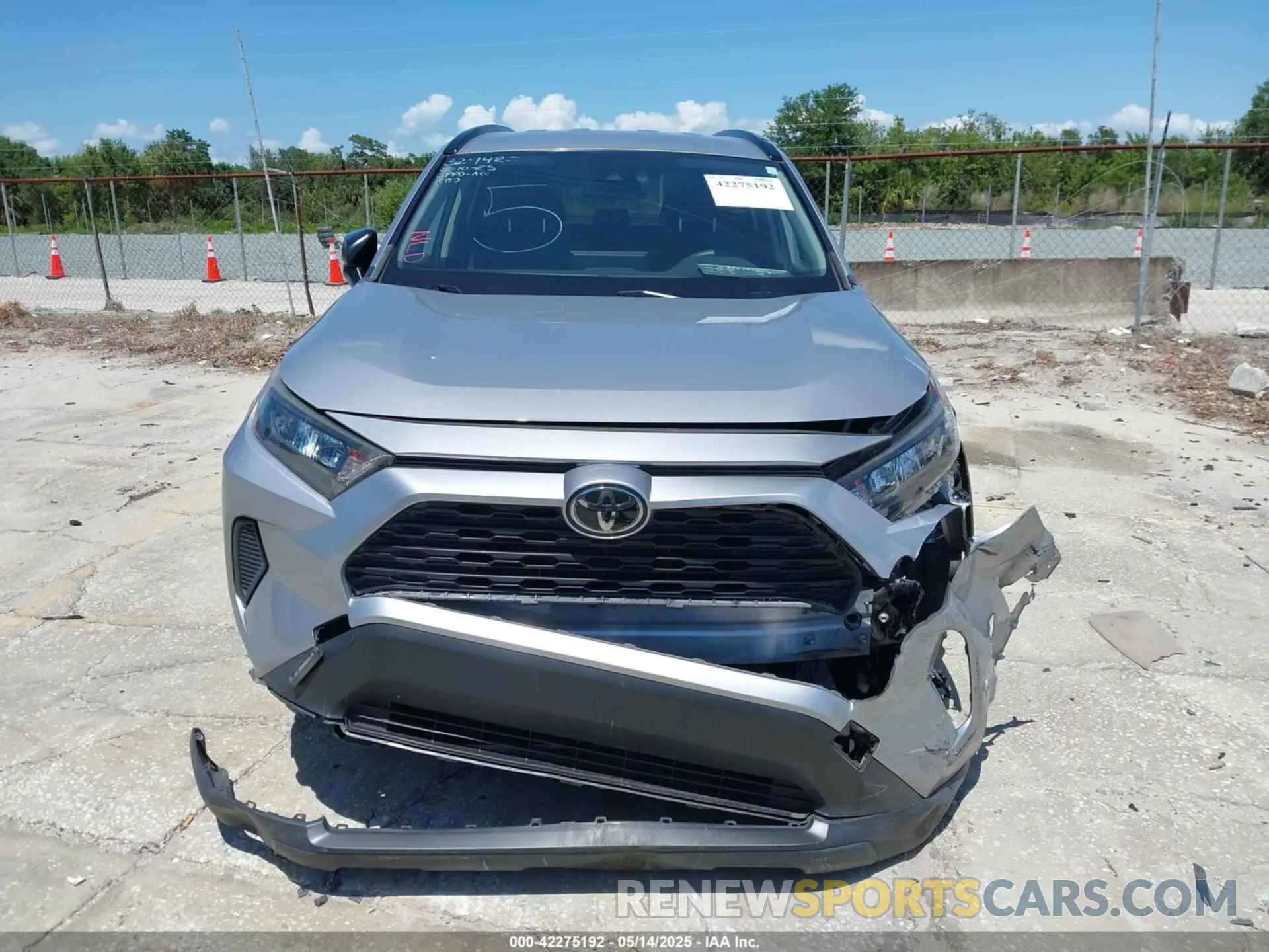 13 Фотография поврежденного автомобиля JTMH1RFV4KD036163 TOYOTA RAV4 2019
