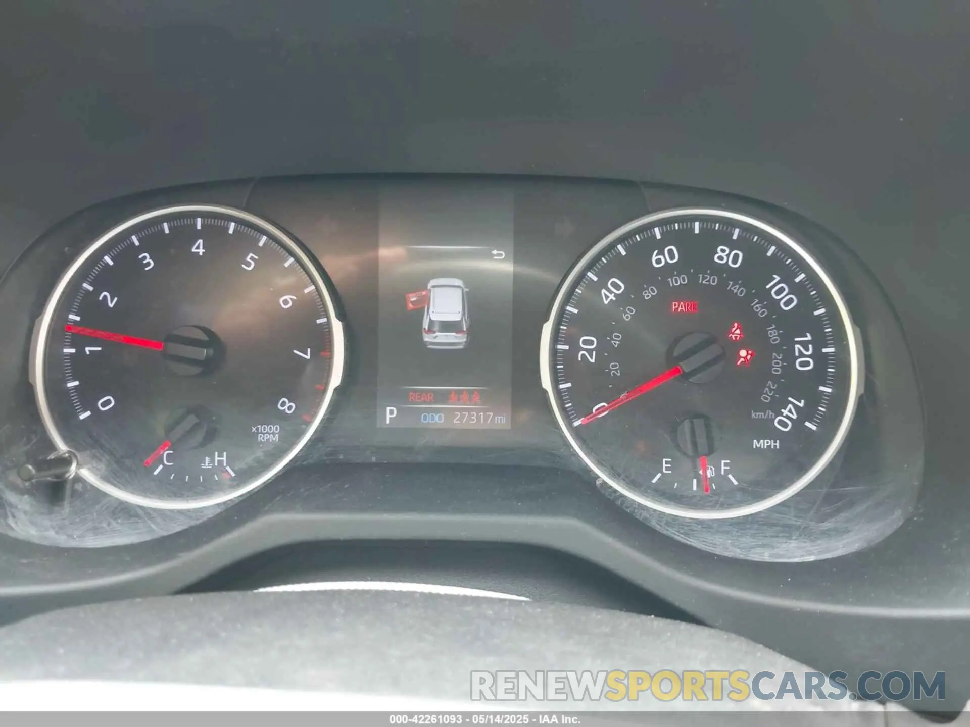 7 Photograph of a damaged car JTMH1RFV4KD037636 TOYOTA RAV4 2019