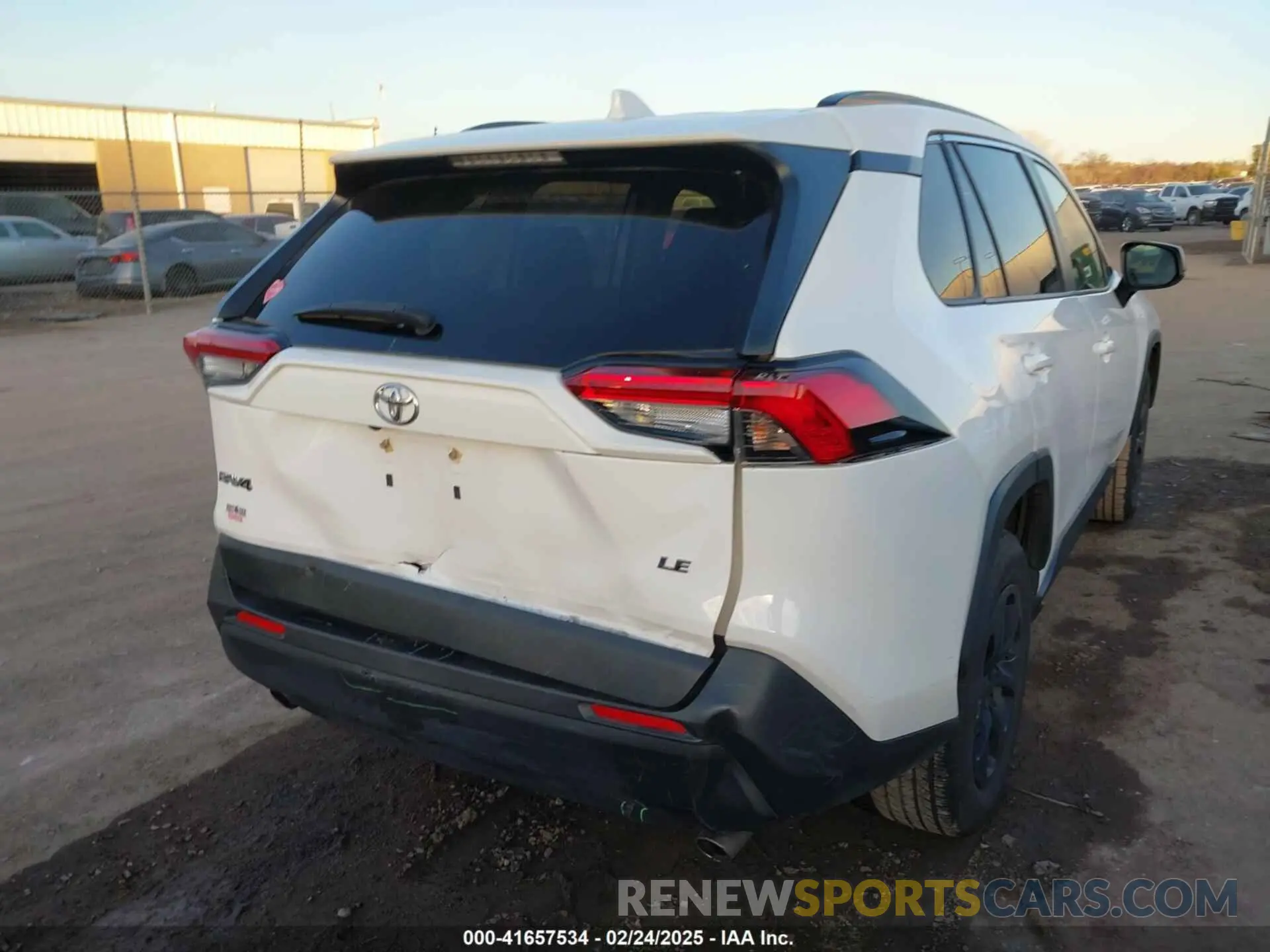 16 Фотография поврежденного автомобиля JTMH1RFV5KD037919 TOYOTA RAV4 2019