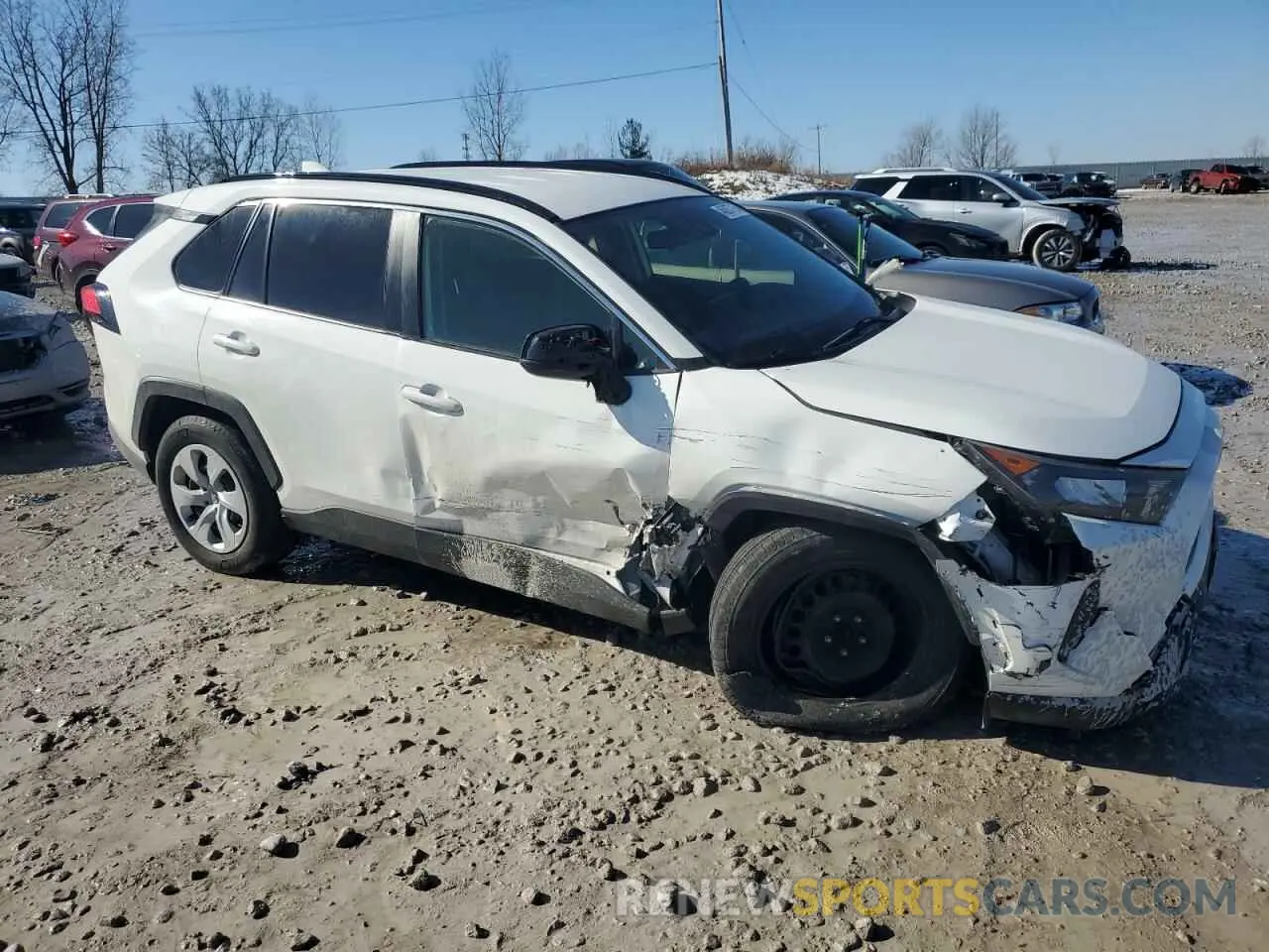 4 Photograph of a damaged car JTMH1RFV5KJ004730 TOYOTA RAV4 2019