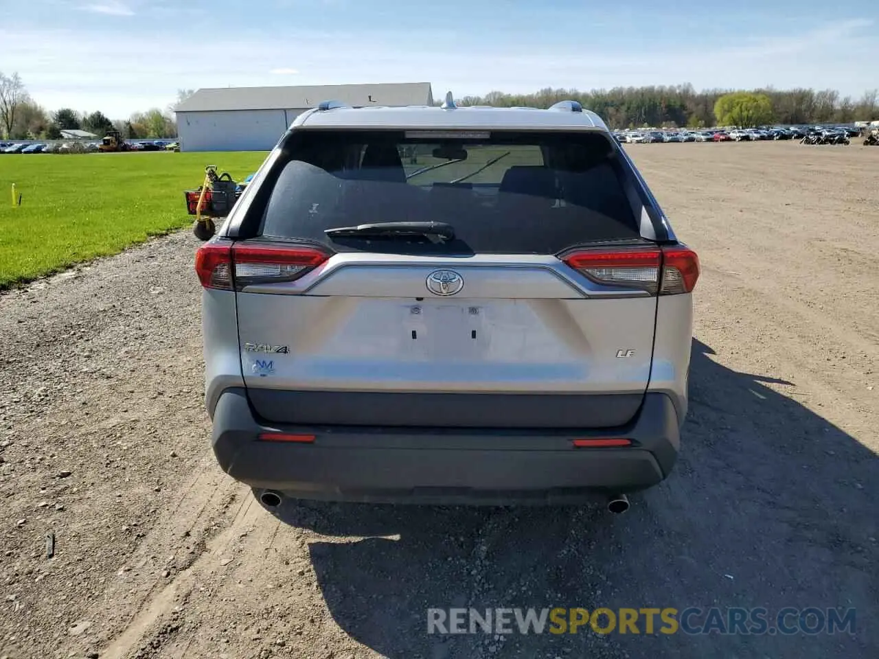 6 Photograph of a damaged car JTMH1RFV6KD033233 TOYOTA RAV4 2019