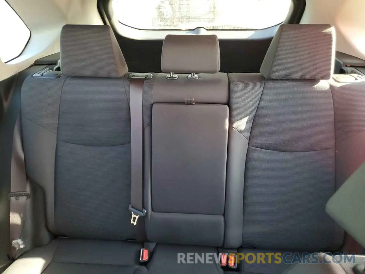 10 Фотография поврежденного автомобиля JTMH1RFV6KD509738 TOYOTA RAV4 2019