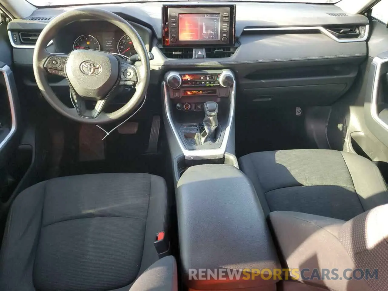 8 Фотография поврежденного автомобиля JTMH1RFV6KD509738 TOYOTA RAV4 2019